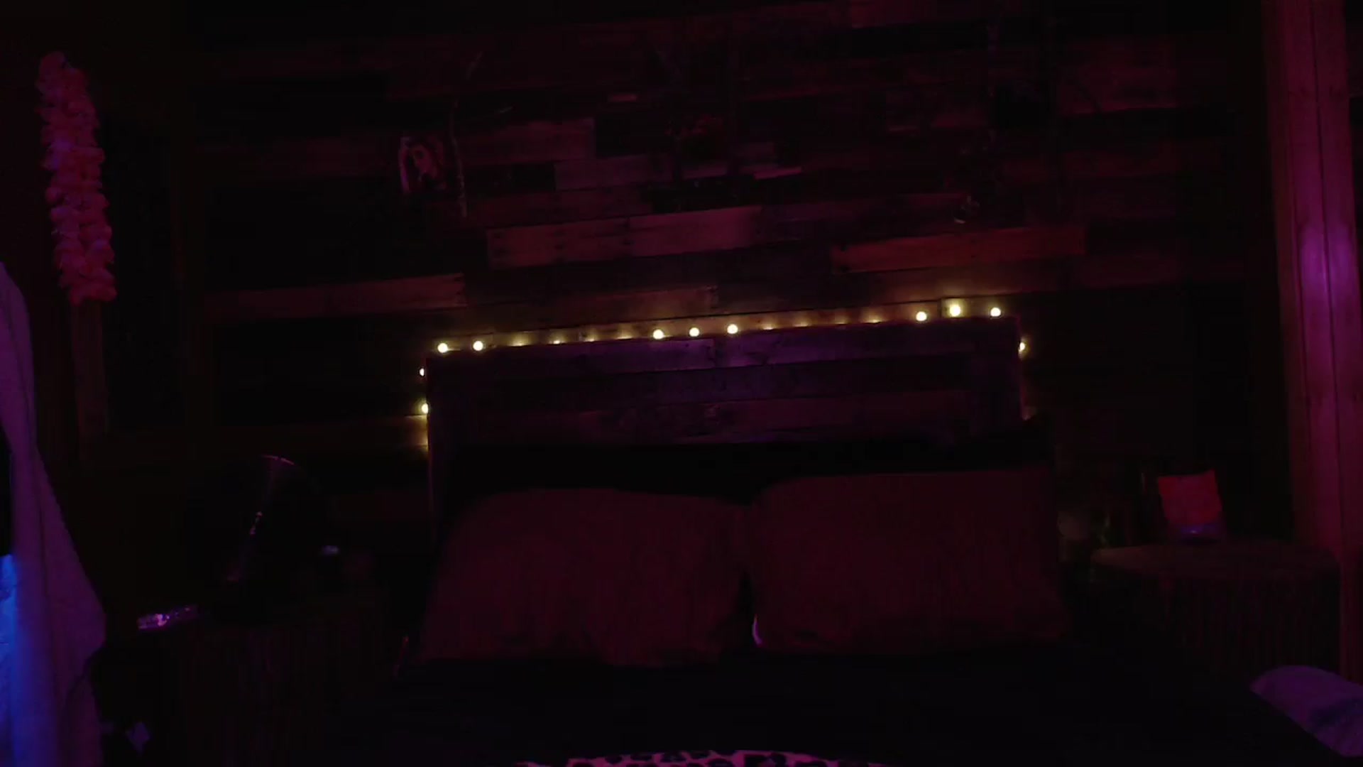 Gallery image thumbnail from TrueHalo's myfreecams stream on, 06/14/2025, 18:23 image 2 of 20