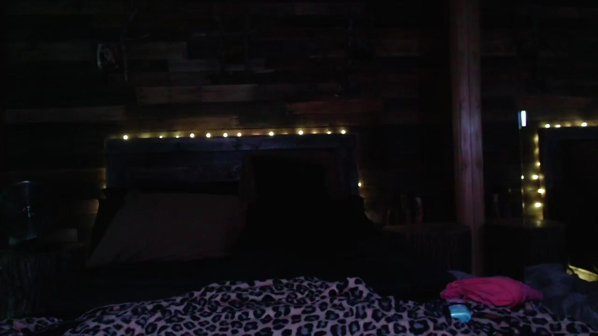 Gallery image thumbnail from TrueHalo's myfreecams stream on, 06/19/2025, 18:54 image 19 of 20