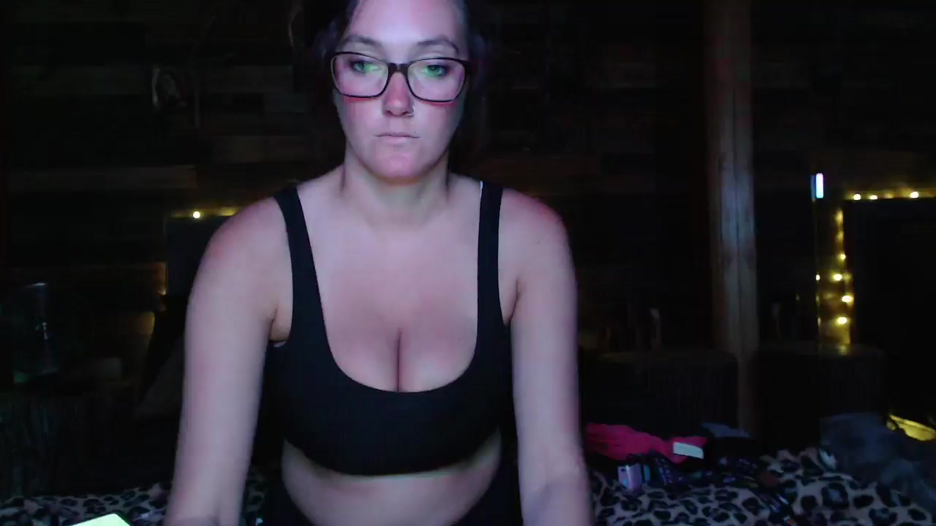 Gallery image thumbnail from TrueHalo's myfreecams stream on, 06/19/2025, 18:54 image 13 of 20