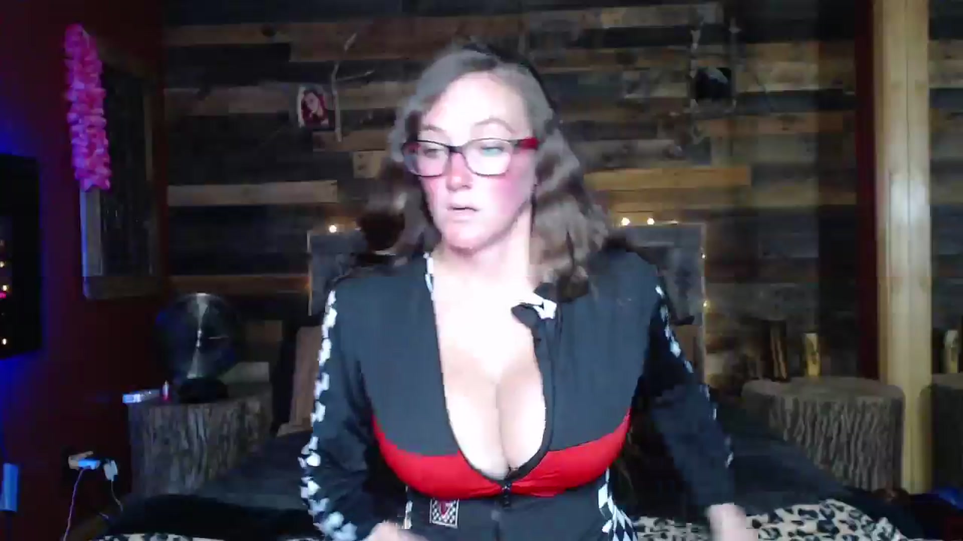 Gallery image thumbnail from TrueHalo's myfreecams stream on, 06/28/2025, 17:36 image 5 of 20