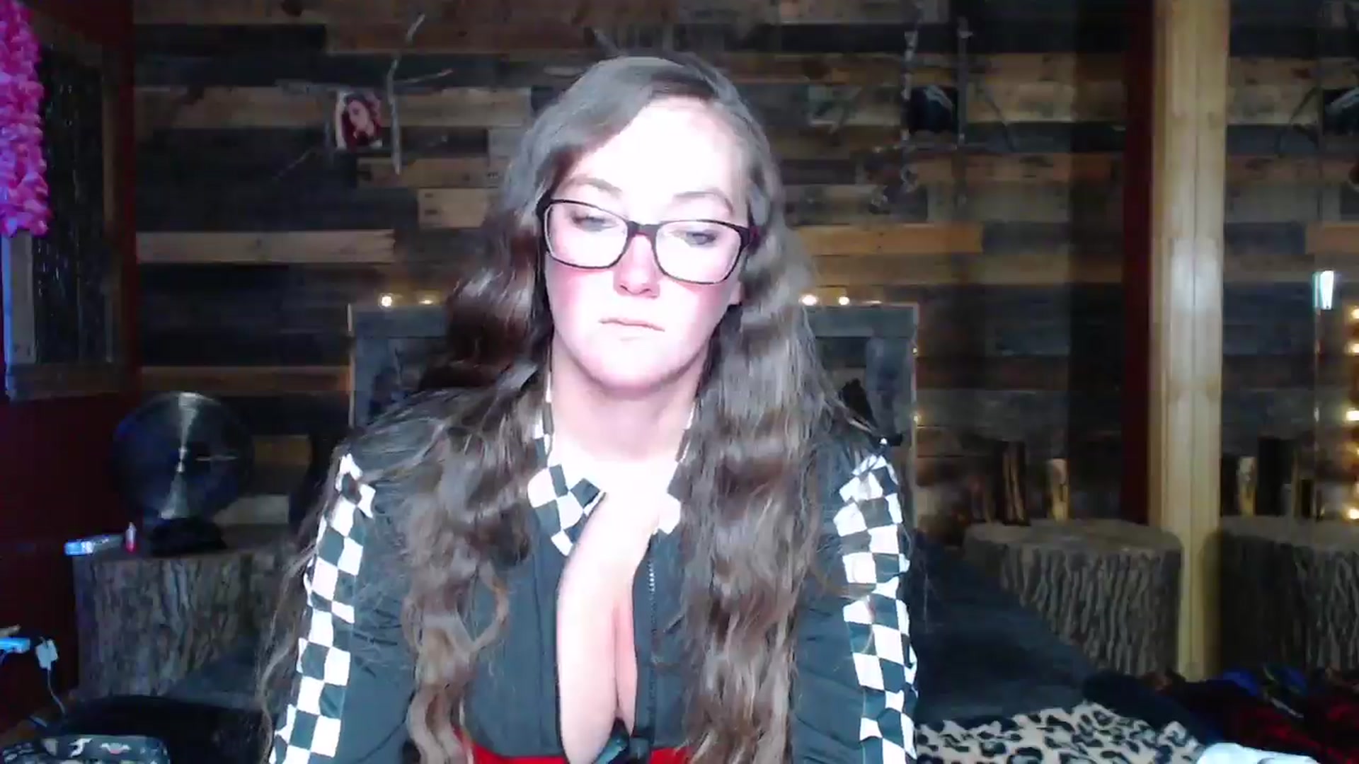 Gallery image thumbnail from TrueHalo's myfreecams stream on, 06/28/2025, 18:20 image 6 of 20