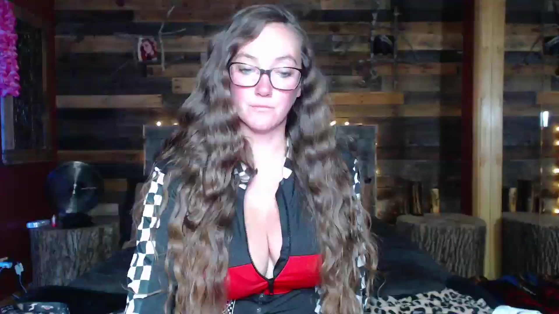 Gallery image thumbnail from TrueHalo's myfreecams stream on, 06/28/2025, 18:20 image 3 of 20