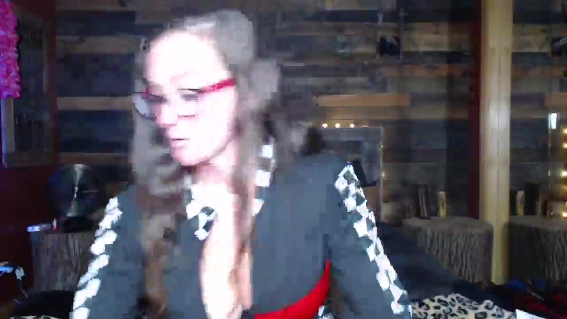 Gallery image thumbnail from TrueHalo's myfreecams stream on, 06/28/2025, 18:20 image 16 of 20