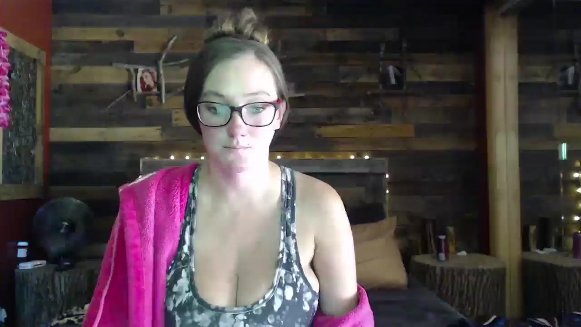 Gallery image thumbnail from TrueHalo's myfreecams stream on, 07/11/2025, 19:13 image 11 of 20
