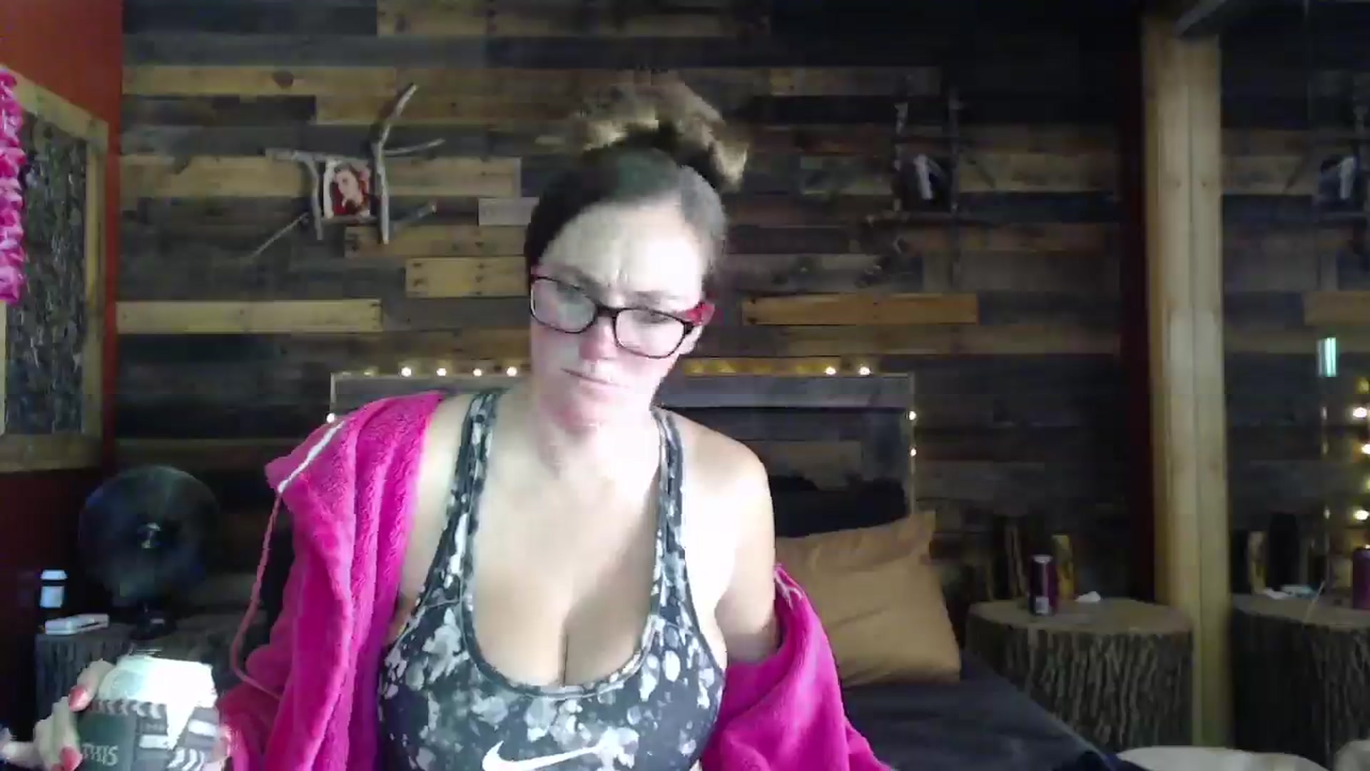 Gallery image thumbnail from TrueHalo's myfreecams stream on, 07/11/2025, 19:13 image 6 of 20