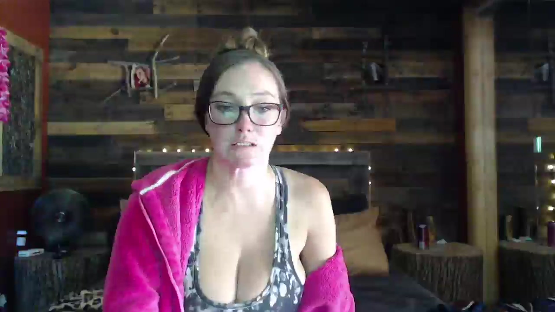 Gallery image thumbnail from TrueHalo's myfreecams stream on, 07/11/2025, 19:13 image 8 of 20