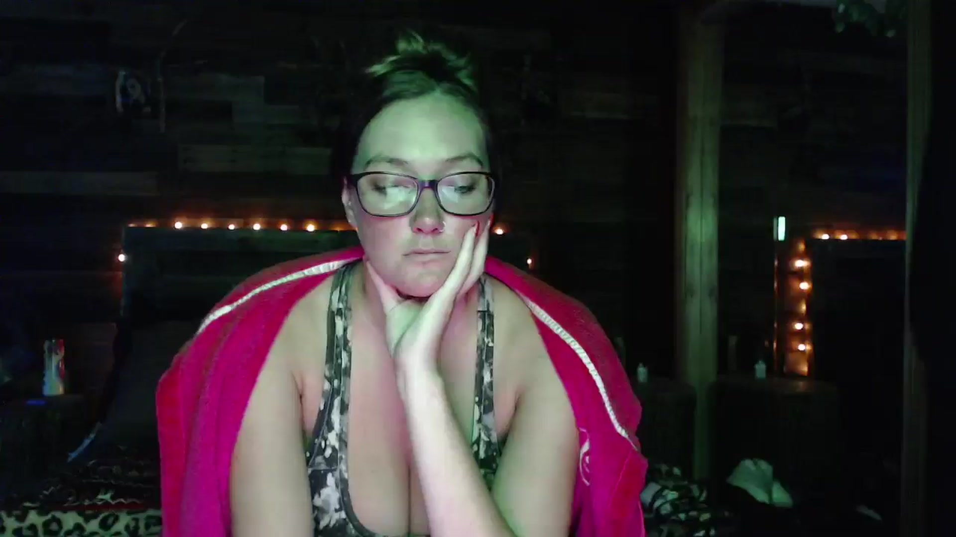 Gallery image thumbnail from TrueHalo's myfreecams stream on, 07/16/2025, 17:52 image 6 of 20