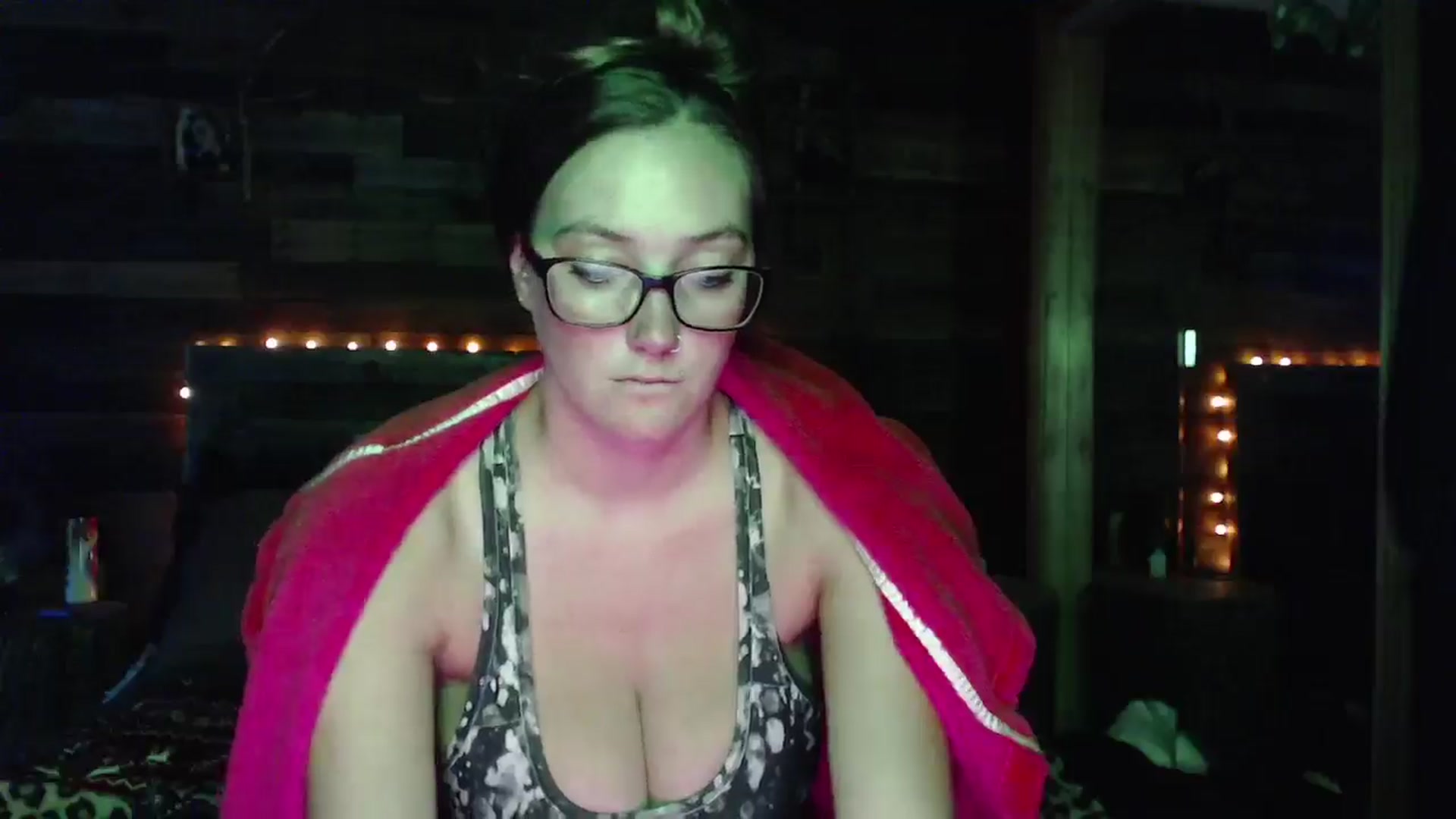 Gallery image thumbnail from TrueHalo's myfreecams stream on, 07/16/2025, 17:52 image 13 of 20