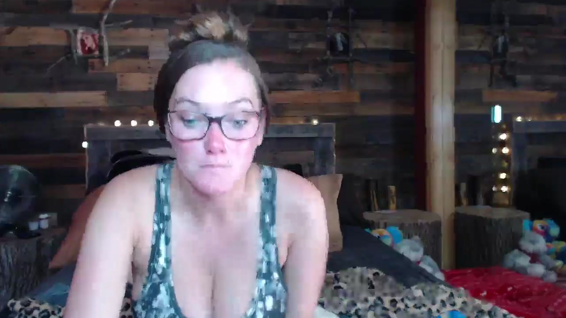 Gallery image thumbnail from TrueHalo's myfreecams stream on, 07/24/2025, 20:23 image 15 of 20