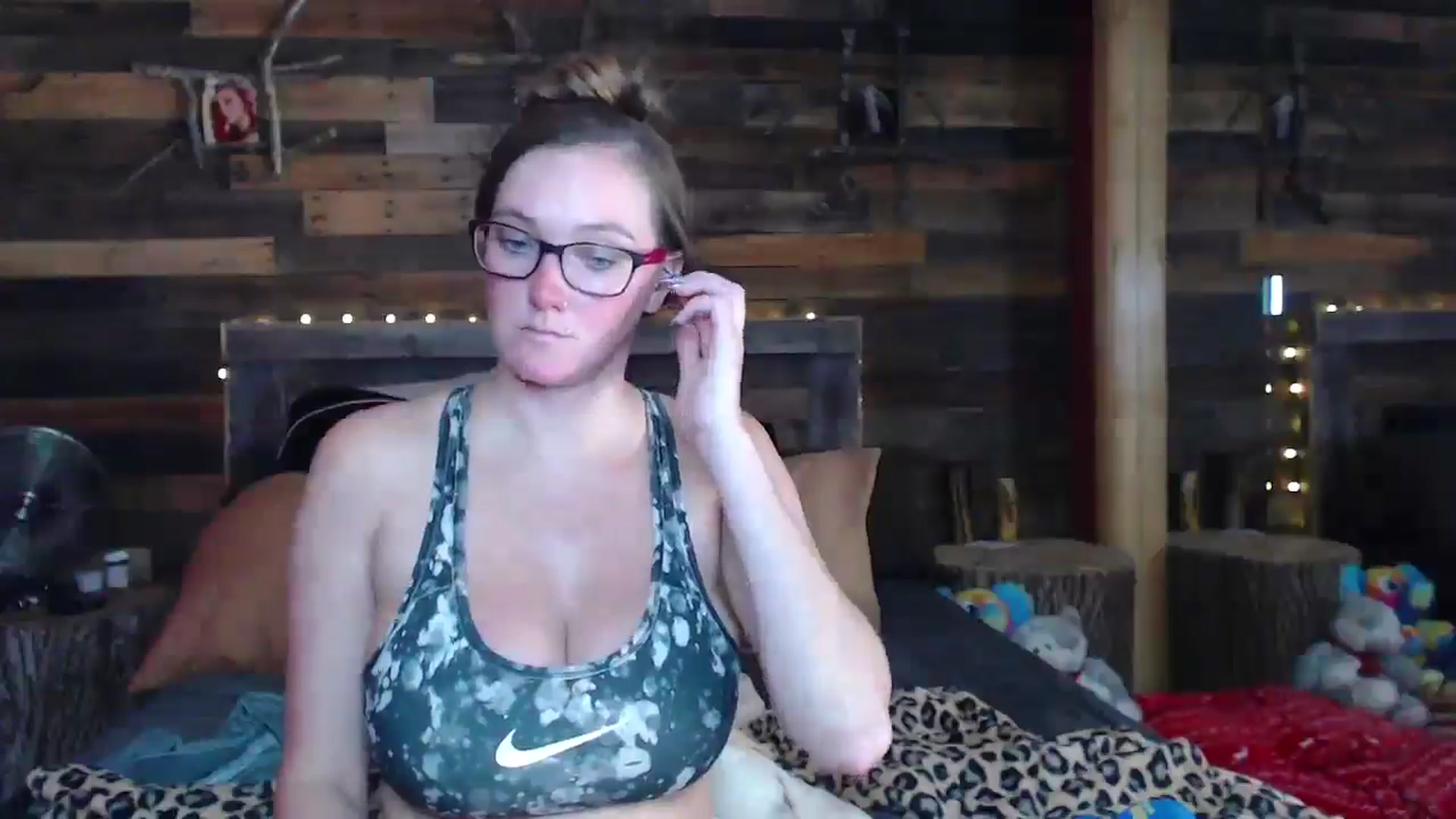 Gallery image thumbnail from TrueHalo's myfreecams stream on, 07/24/2025, 20:23 image 12 of 20