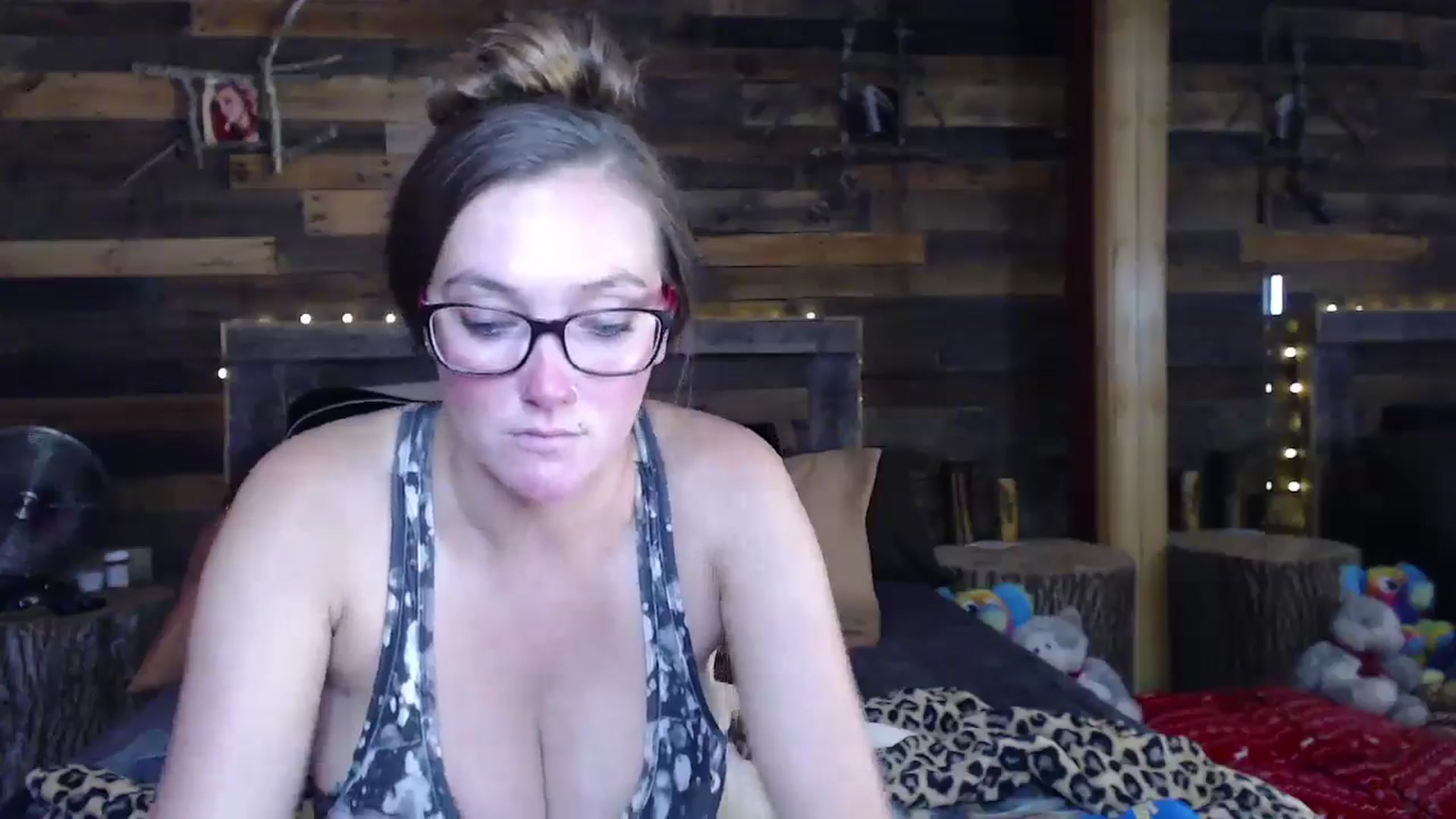 Gallery image thumbnail from TrueHalo's myfreecams stream on, 07/24/2025, 20:23 image 20 of 20