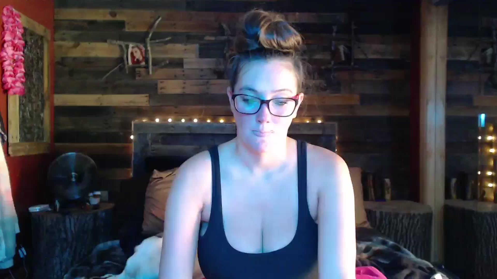 Gallery image thumbnail from TrueHalo's myfreecams stream on, 08/07/2025, 15:13 image 17 of 20