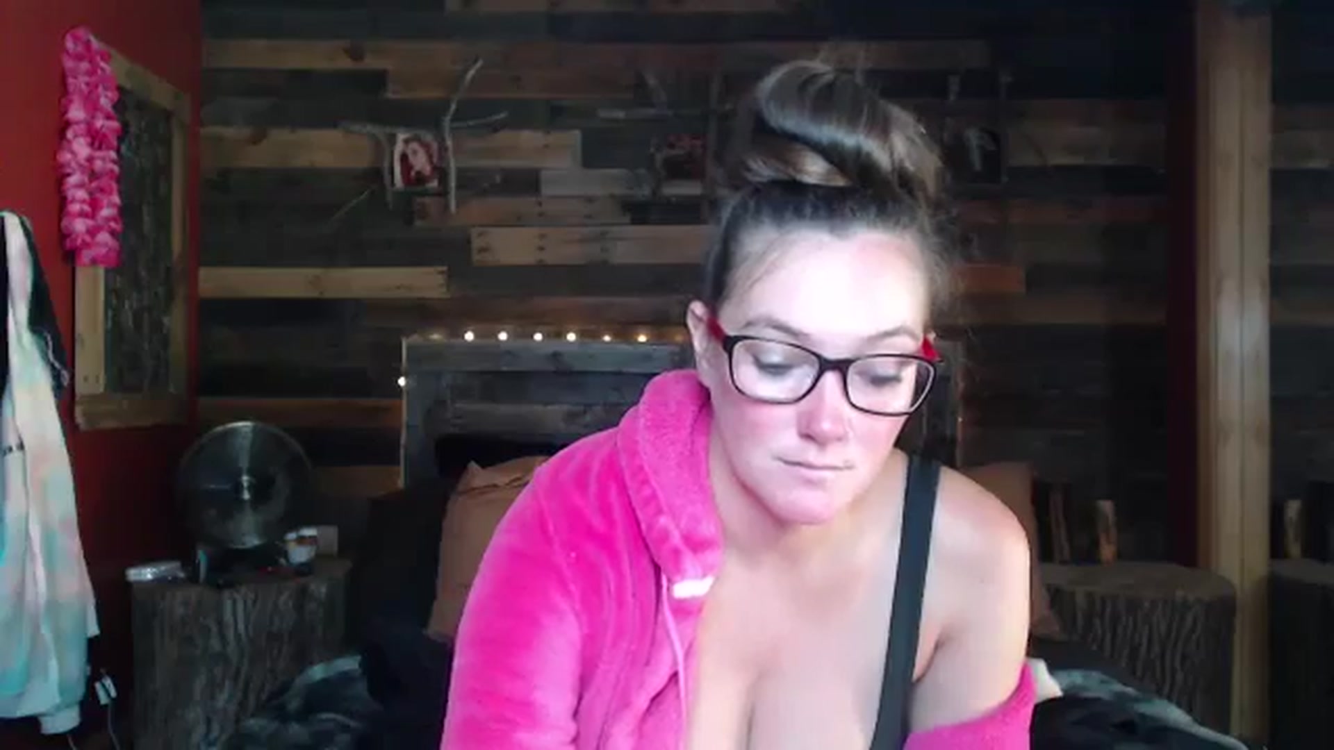 Gallery image thumbnail from TrueHalo's myfreecams stream on, 08/07/2025, 16:06 image 17 of 20
