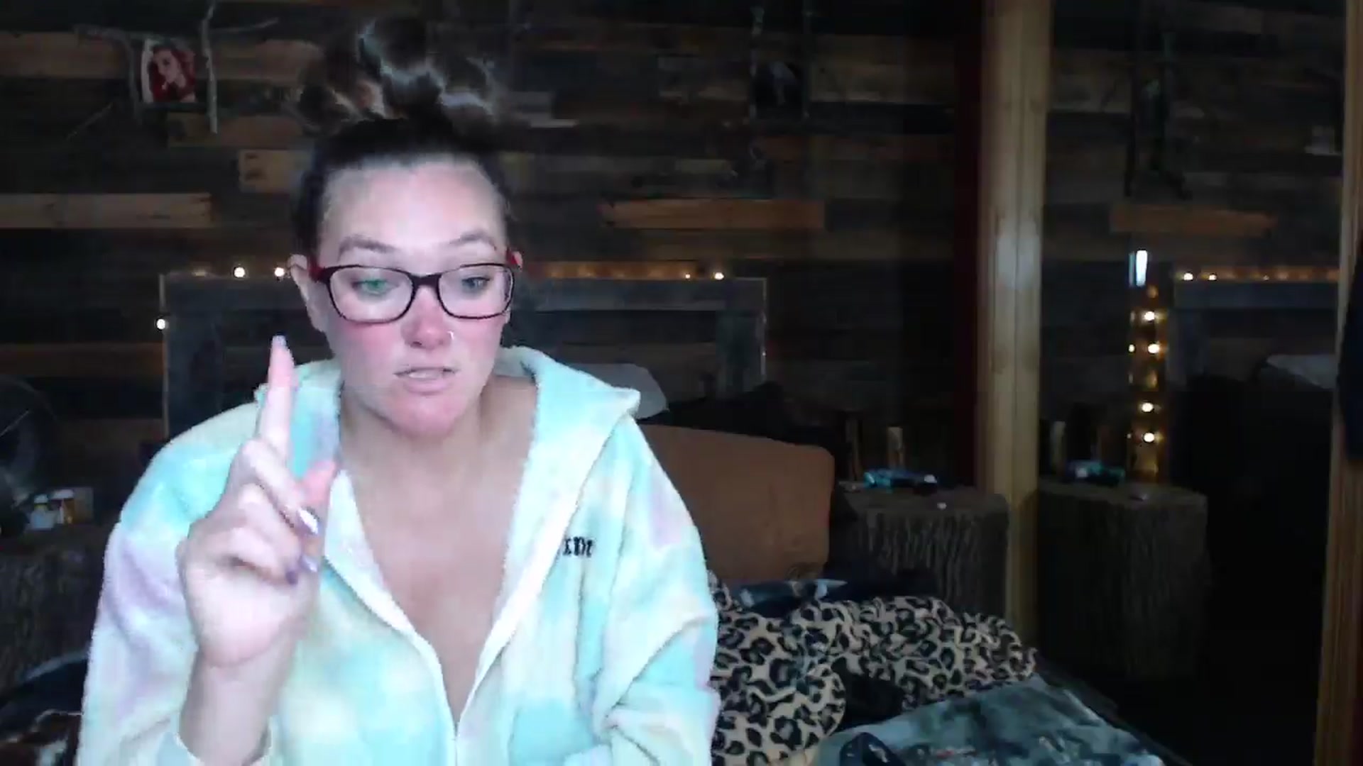 Gallery image thumbnail from TrueHalo's myfreecams stream on, 08/09/2025, 20:31 image 3 of 20