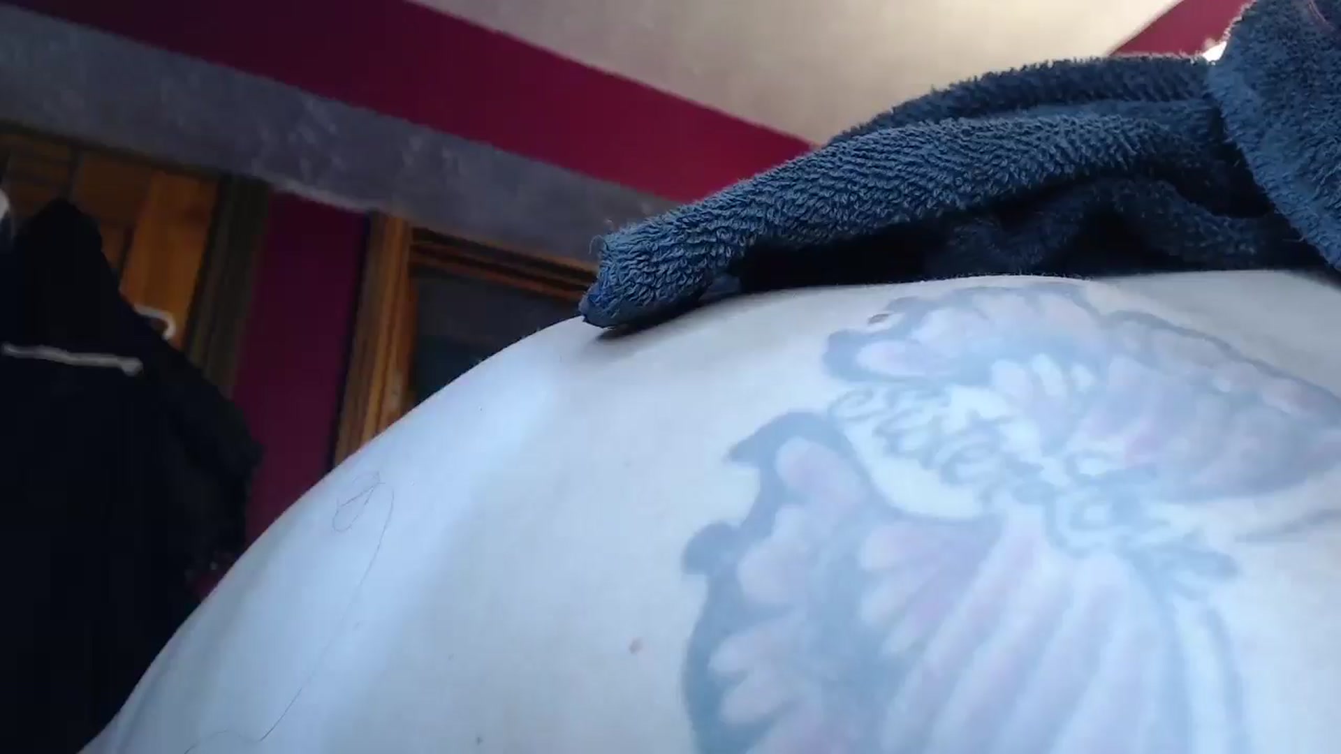 Gallery image thumbnail from TrueHalo's myfreecams stream on, 08/14/2025, 19:19 image 3 of 20