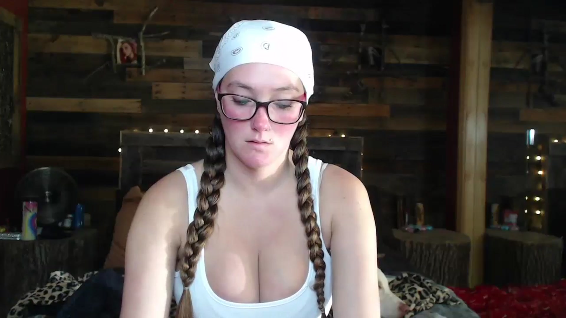 Gallery image thumbnail from TrueHalo's myfreecams stream on, 08/14/2025, 19:19 image 10 of 20