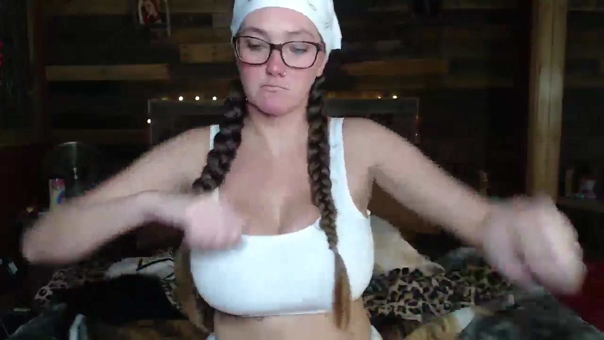Gallery image thumbnail from TrueHalo's myfreecams stream on, 08/14/2025, 20:41 image 20 of 20