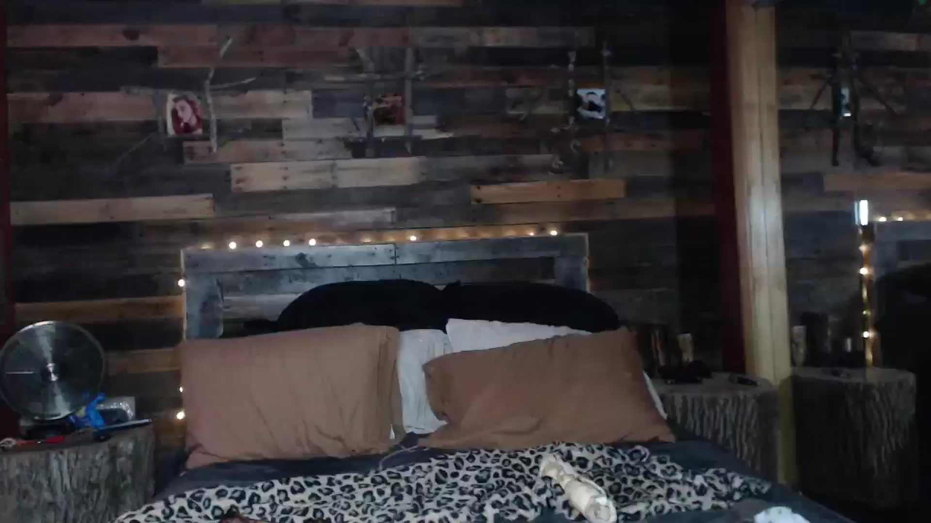 Gallery image thumbnail from TrueHalo's myfreecams stream on, 09/24/2025, 15:24 image 17 of 20