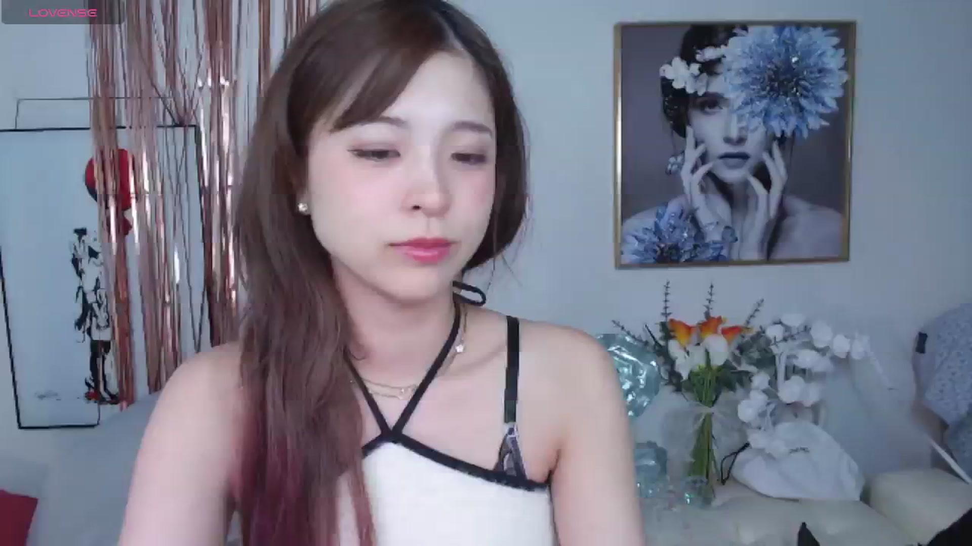 Gallery image thumbnail from Tsu_mu_gi_526's myfreecams stream on, 07/03/2024, 16:49 image 1 of 20