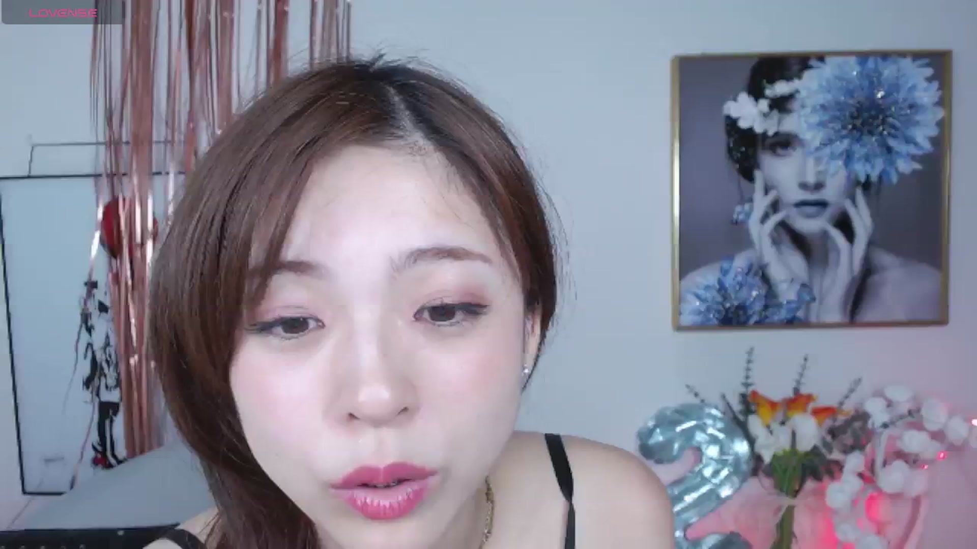 Gallery image thumbnail from Tsu_mu_gi_526's myfreecams stream on, 07/03/2024, 17:42 image 3 of 20