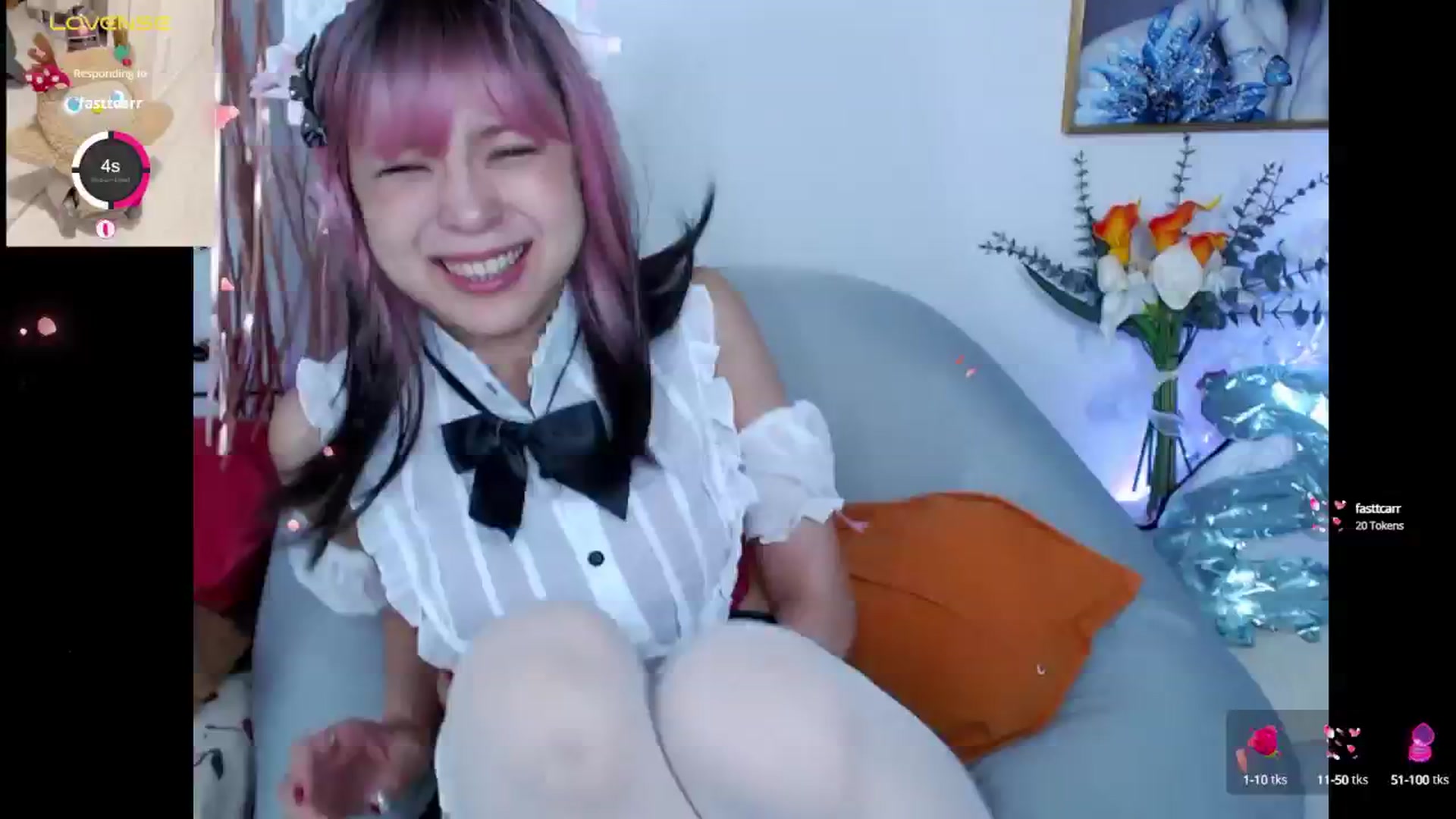Gallery image thumbnail from Tsu_mu_gi_526's myfreecams stream on, 08/03/2024, 20:18 image 2 of 20