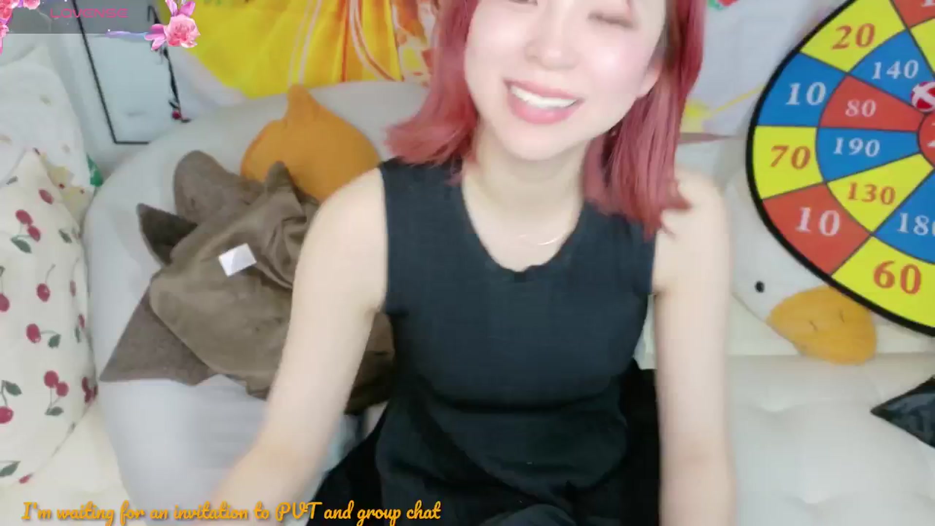 Gallery image thumbnail from Tsu_mu_gi_526's myfreecams stream on, 01/19/2025, 24:05 image 1 of 20