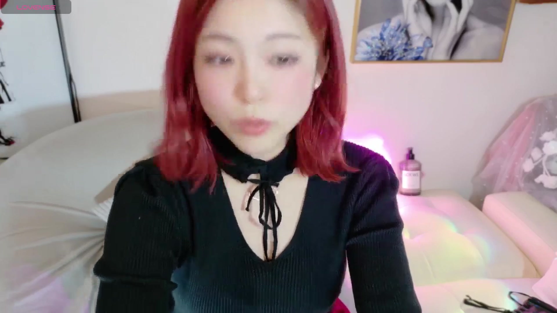 Gallery image thumbnail from Tsu_mu_gi_526's myfreecams stream on, 03/21/2025, 16:32 image 17 of 20