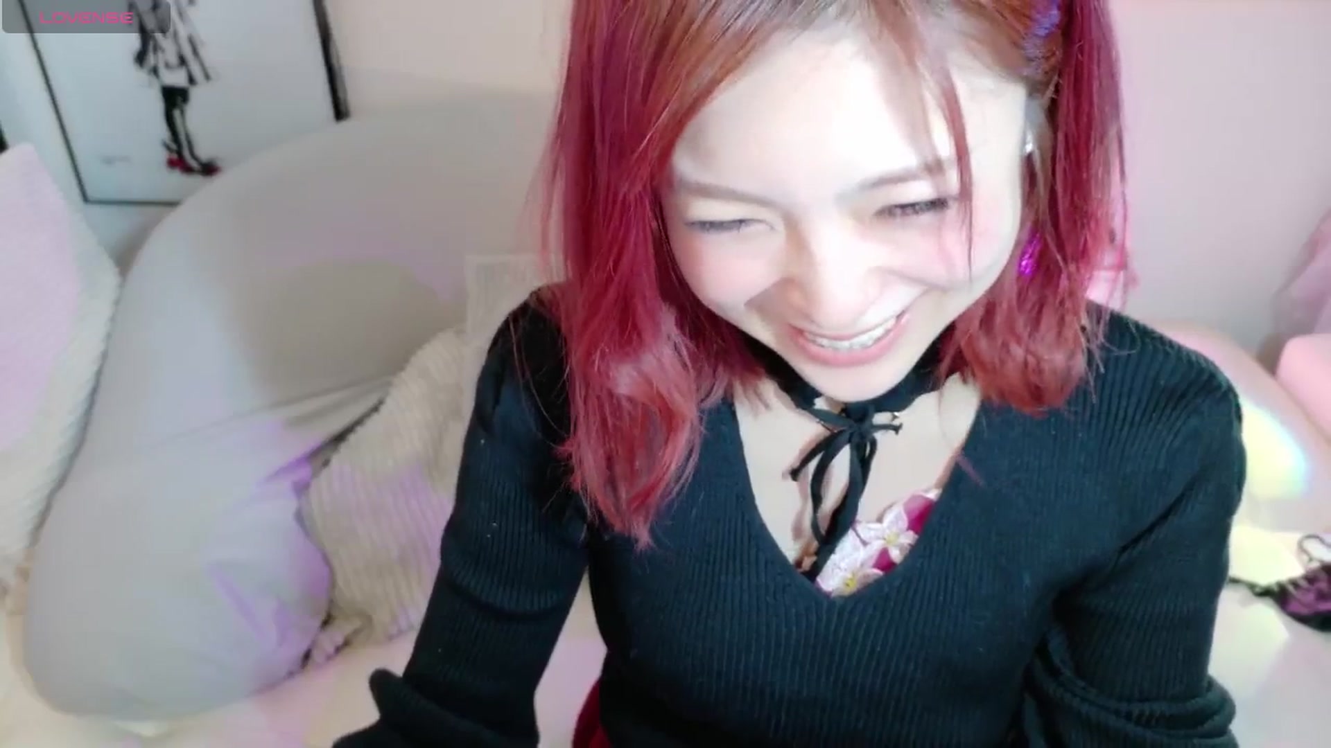 Gallery image thumbnail from Tsu_mu_gi_526's myfreecams stream on, 03/21/2025, 18:42 image 14 of 20