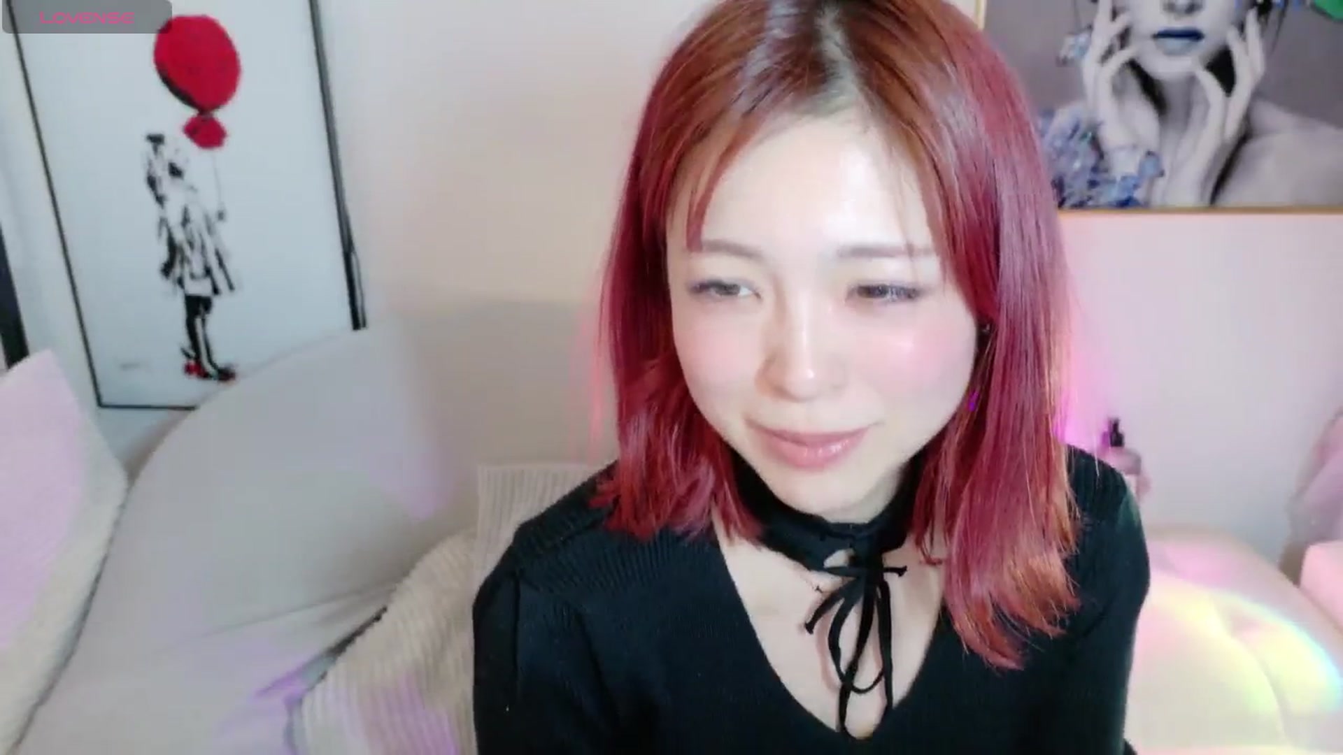 Gallery image thumbnail from Tsu_mu_gi_526's myfreecams stream on, 03/21/2025, 18:42 image 16 of 20