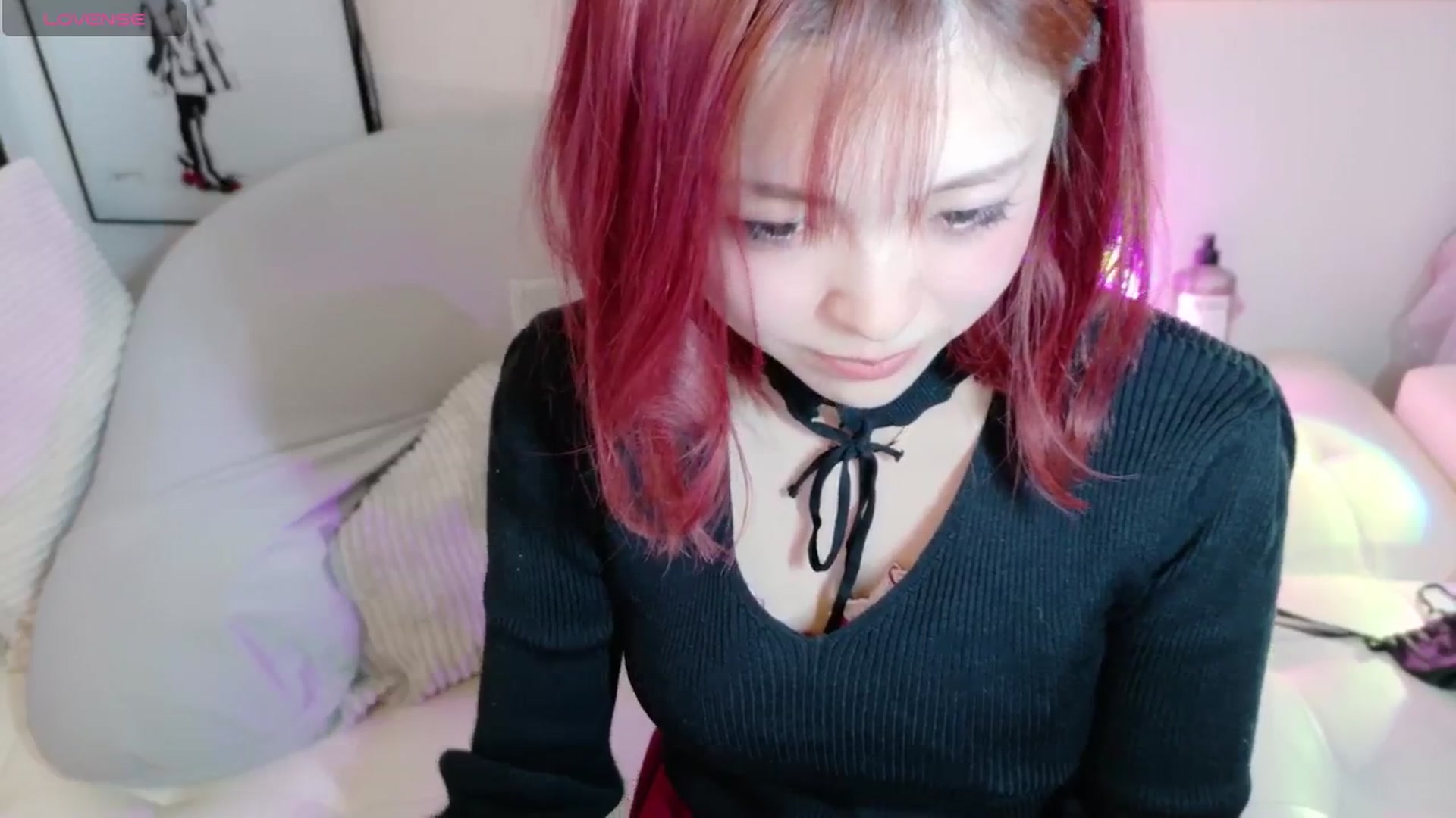Gallery image thumbnail from Tsu_mu_gi_526's myfreecams stream on, 03/21/2025, 18:42 image 11 of 20