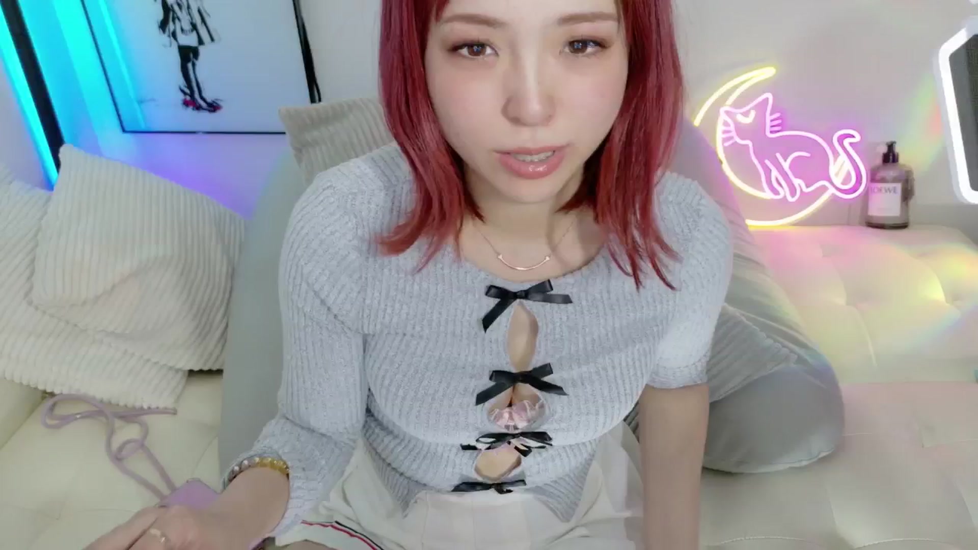 Gallery image thumbnail from Tsu_mu_gi_526's myfreecams stream on, 04/05/2025, 23:15 image 5 of 20