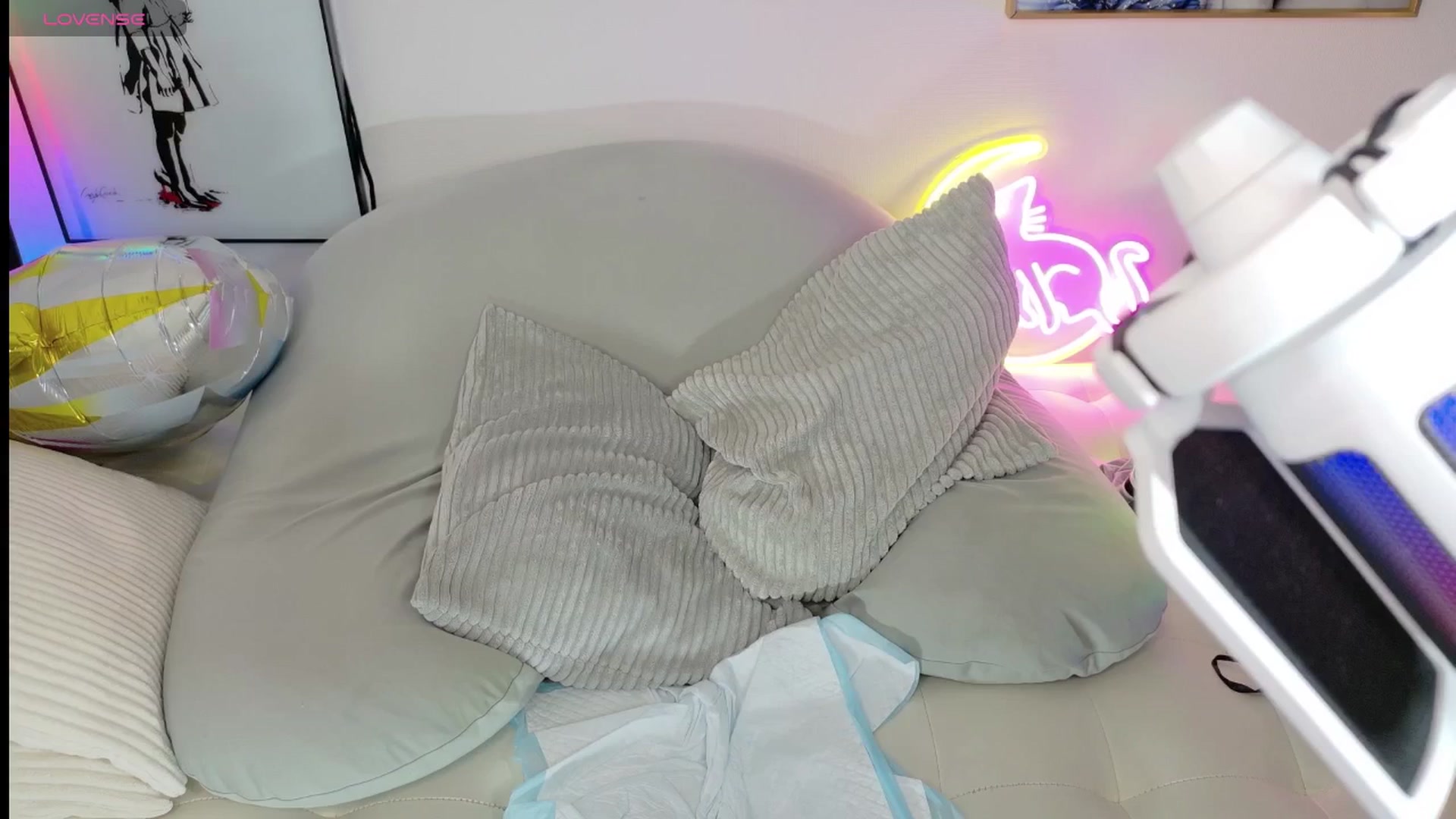 Gallery image thumbnail from Tsu_mu_gi_526's myfreecams stream on, 05/26/2025, 07:41 image 12 of 20