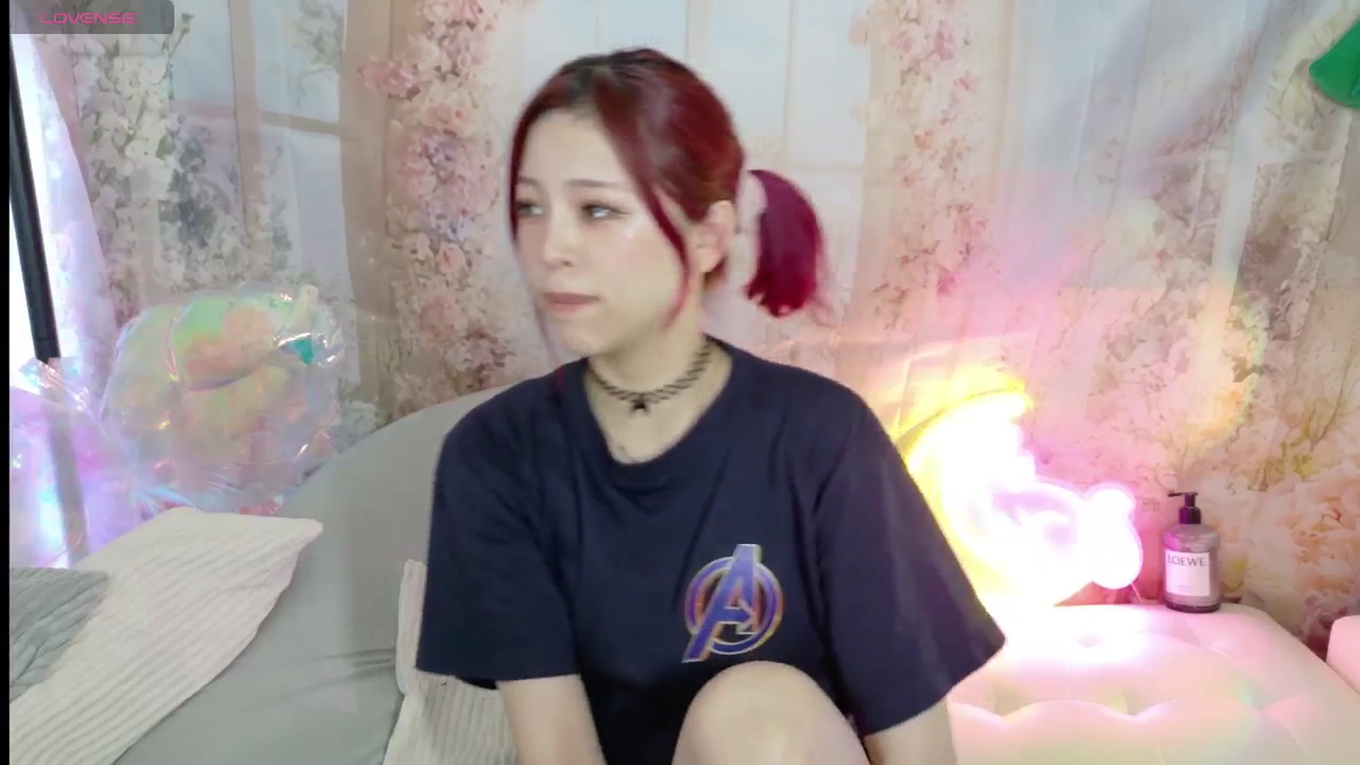 Gallery image thumbnail from Tsu_mu_gi_526's myfreecams stream on, 06/16/2025, 07:23 image 4 of 20