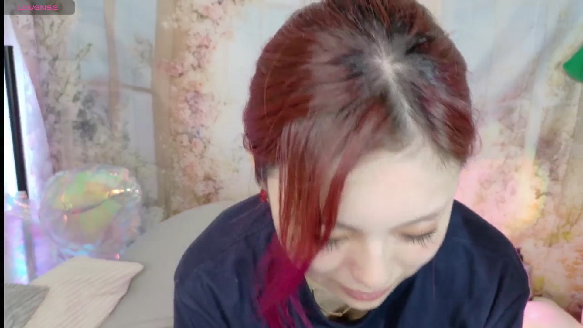 Gallery image thumbnail from Tsu_mu_gi_526's myfreecams stream on, 06/16/2025, 07:23 image 17 of 20
