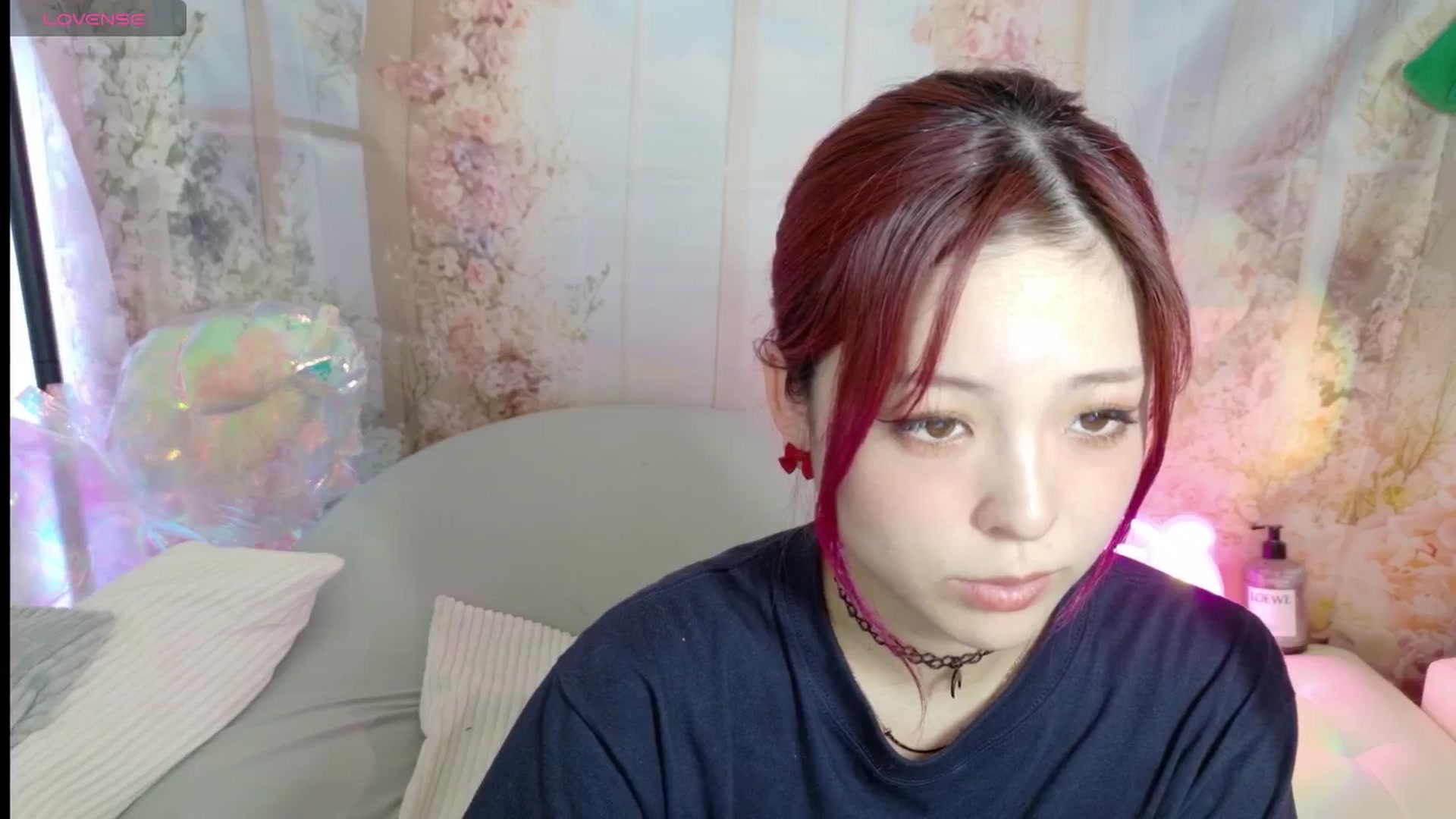 Gallery image thumbnail from Tsu_mu_gi_526's myfreecams stream on, 06/16/2025, 07:23 image 7 of 20
