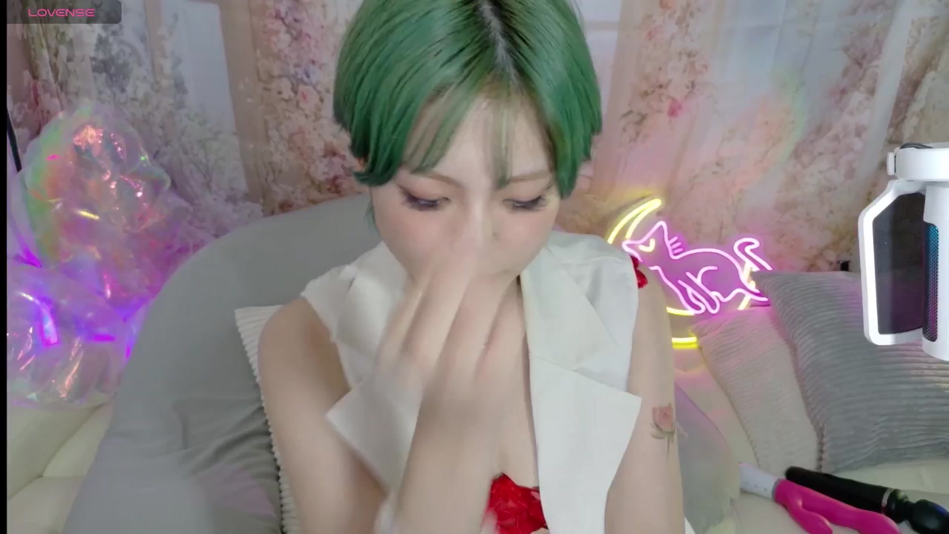 Gallery image thumbnail from Tsu_mu_gi_526's myfreecams stream on, 07/17/2025, 05:33 image 4 of 20