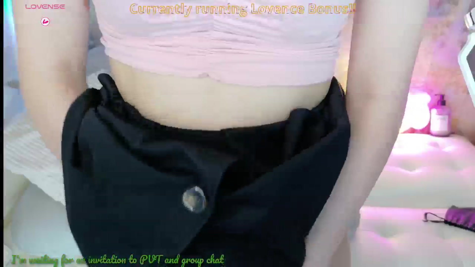Gallery image thumbnail from Tsu_mu_gi_526's myfreecams stream on, 08/04/2025, 11:21 image 10 of 20