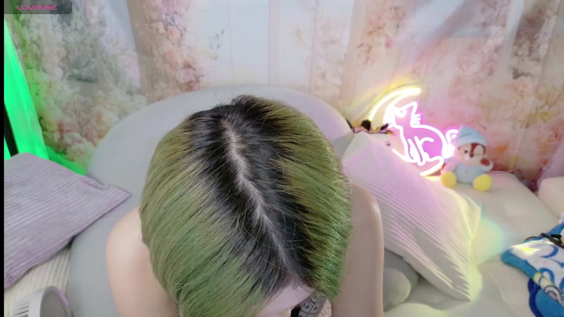Gallery image thumbnail from Tsu_mu_gi_526's myfreecams stream on, 09/01/2025, 07:32 image 4 of 20