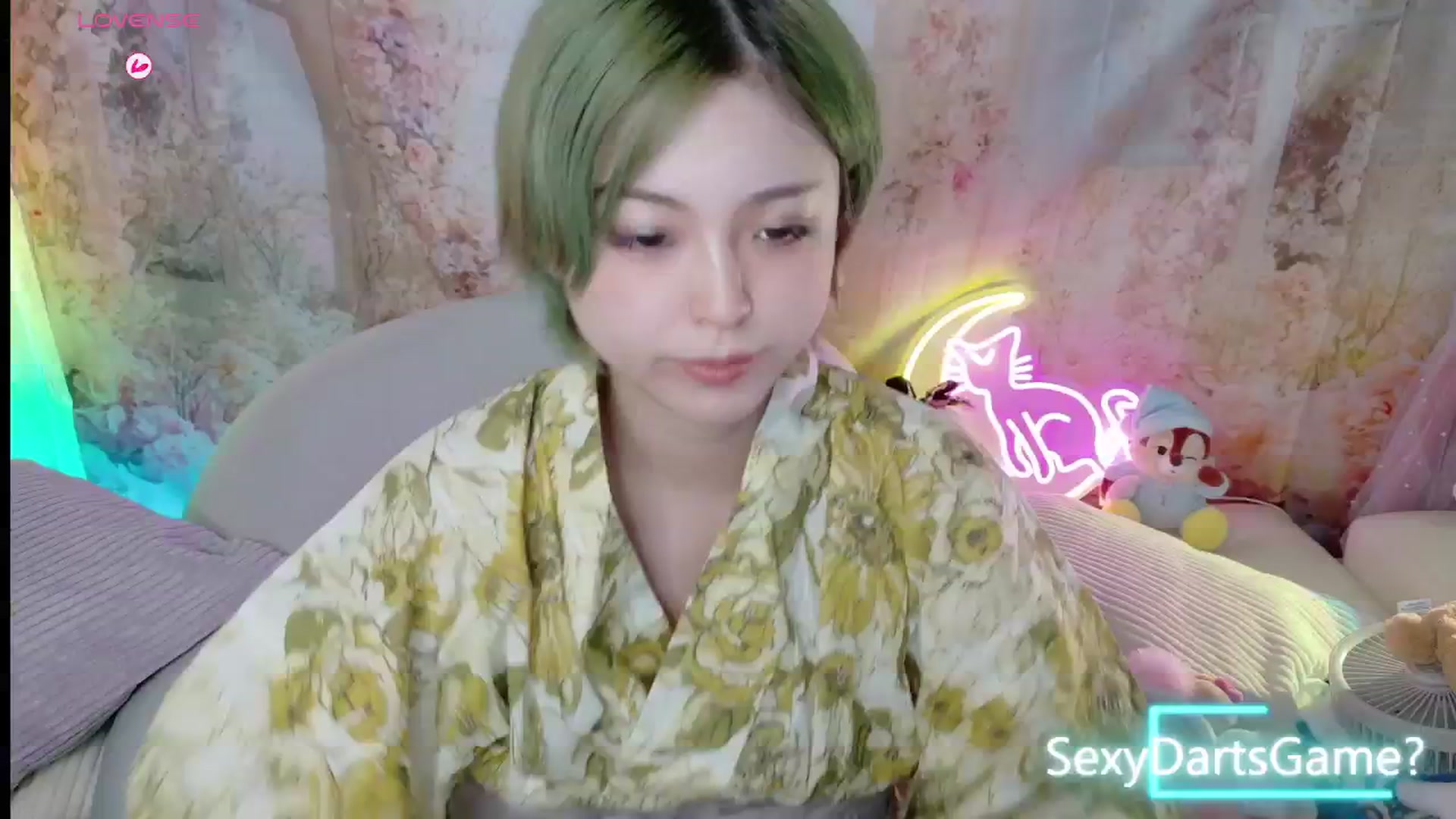 Gallery image thumbnail from Tsu_mu_gi_526's myfreecams stream on, 09/01/2025, 08:33 image 1 of 20