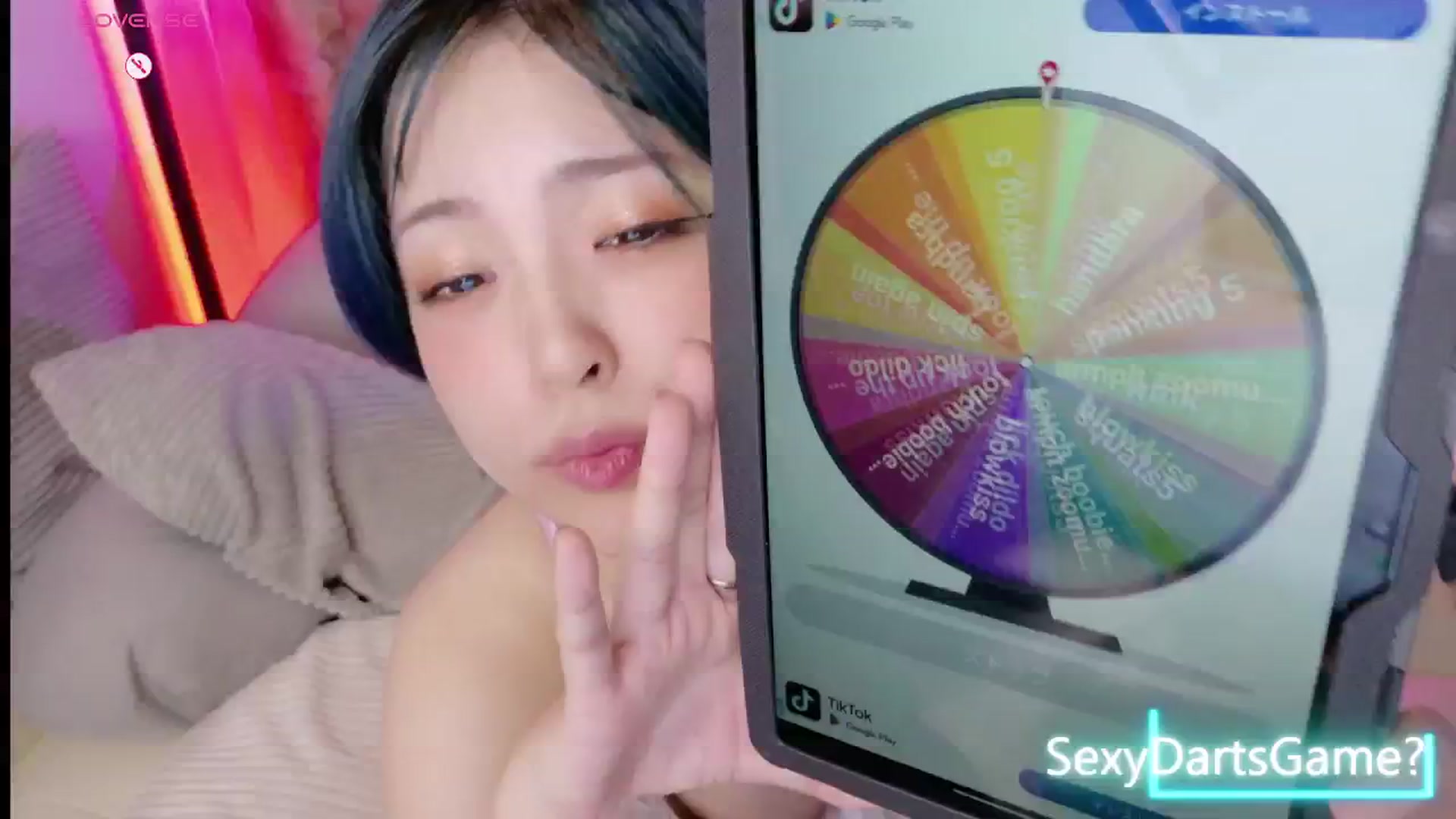 Gallery image thumbnail from Tsu_mu_gi_526's myfreecams stream on, 09/12/2025, 18:53 image 18 of 20