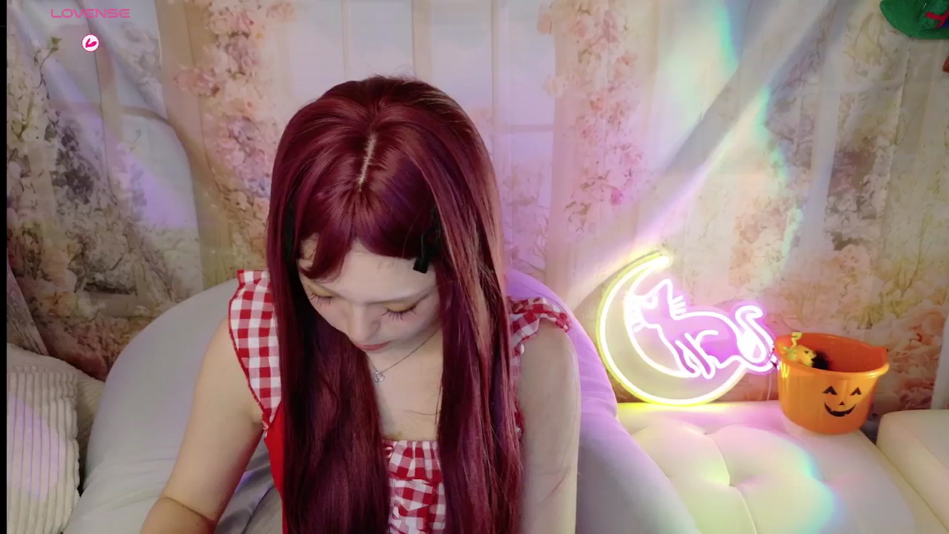 Gallery image thumbnail from Tsu_mu_gi_526's myfreecams stream on, 09/29/2025, 09:41 image 12 of 20