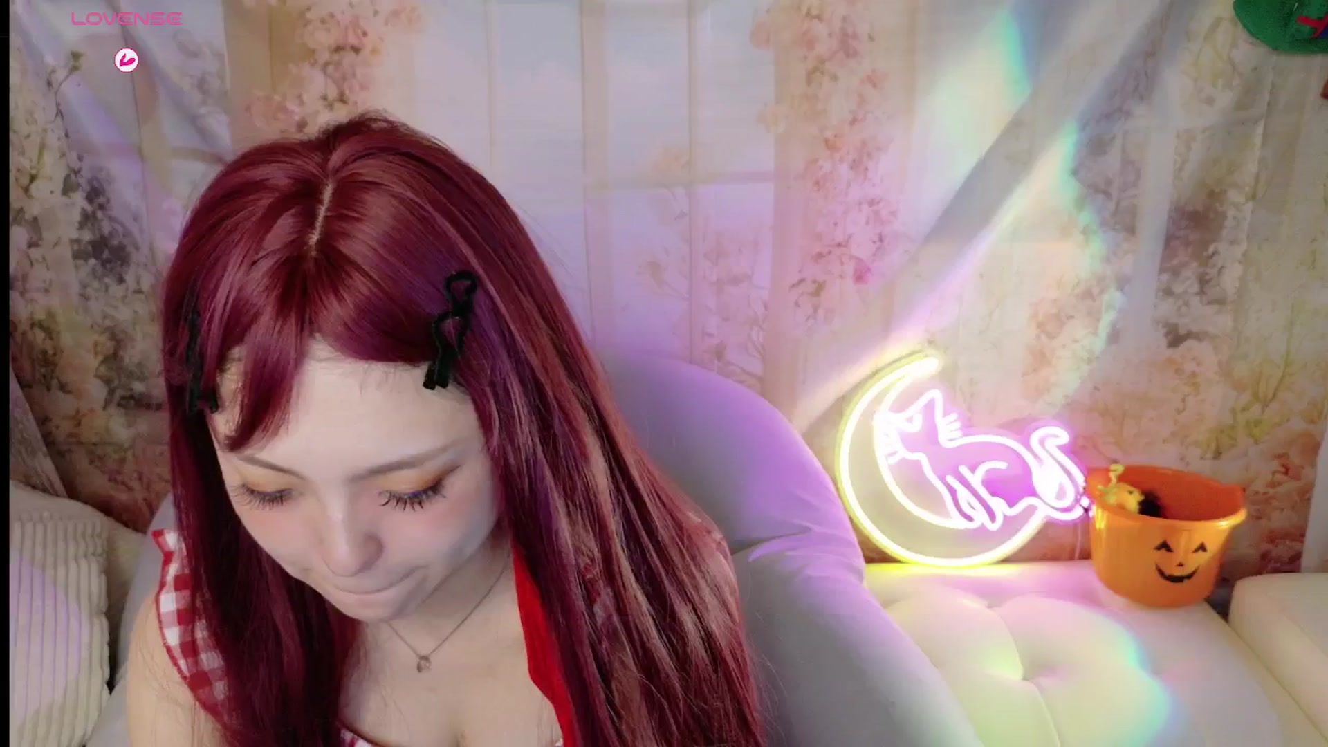 Gallery image thumbnail from Tsu_mu_gi_526's myfreecams stream on, 09/29/2025, 09:41 image 10 of 20