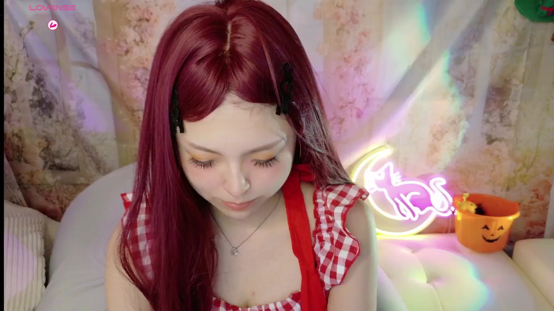 Gallery image thumbnail from Tsu_mu_gi_526's myfreecams stream on, 09/29/2025, 09:41 image 16 of 20