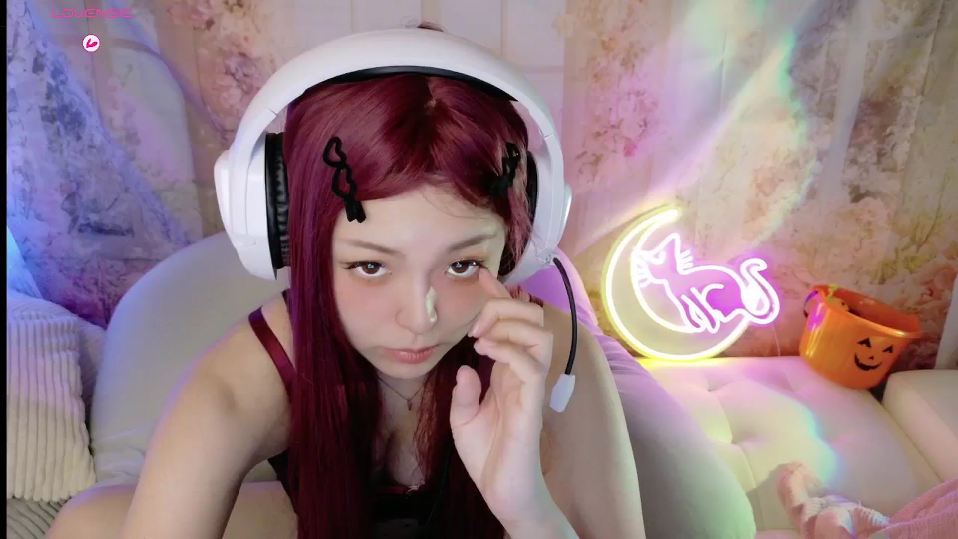 Gallery image thumbnail from Tsu_mu_gi_526's myfreecams stream on, 09/29/2025, 10:22 image 18 of 20