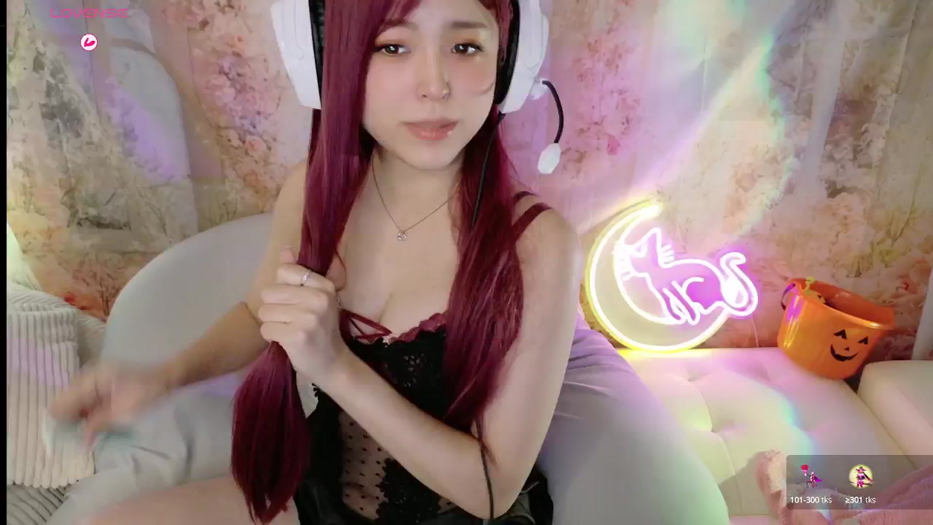 Gallery image thumbnail from Tsu_mu_gi_526's myfreecams stream on, 09/29/2025, 10:22 image 13 of 20
