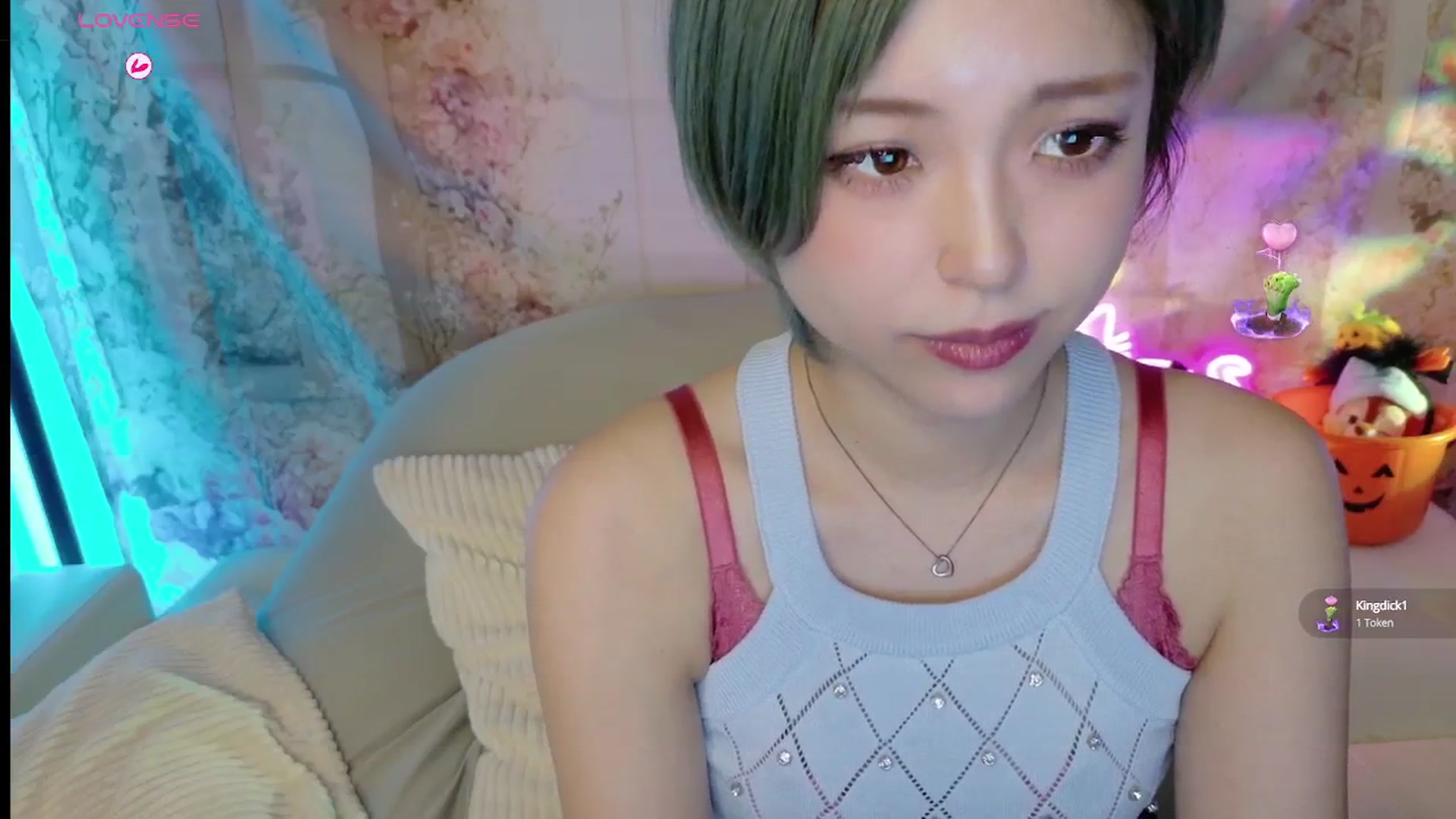 Gallery image thumbnail from Tsu_mu_gi_526's myfreecams stream on, 10/09/2025, 16:50 image 10 of 20