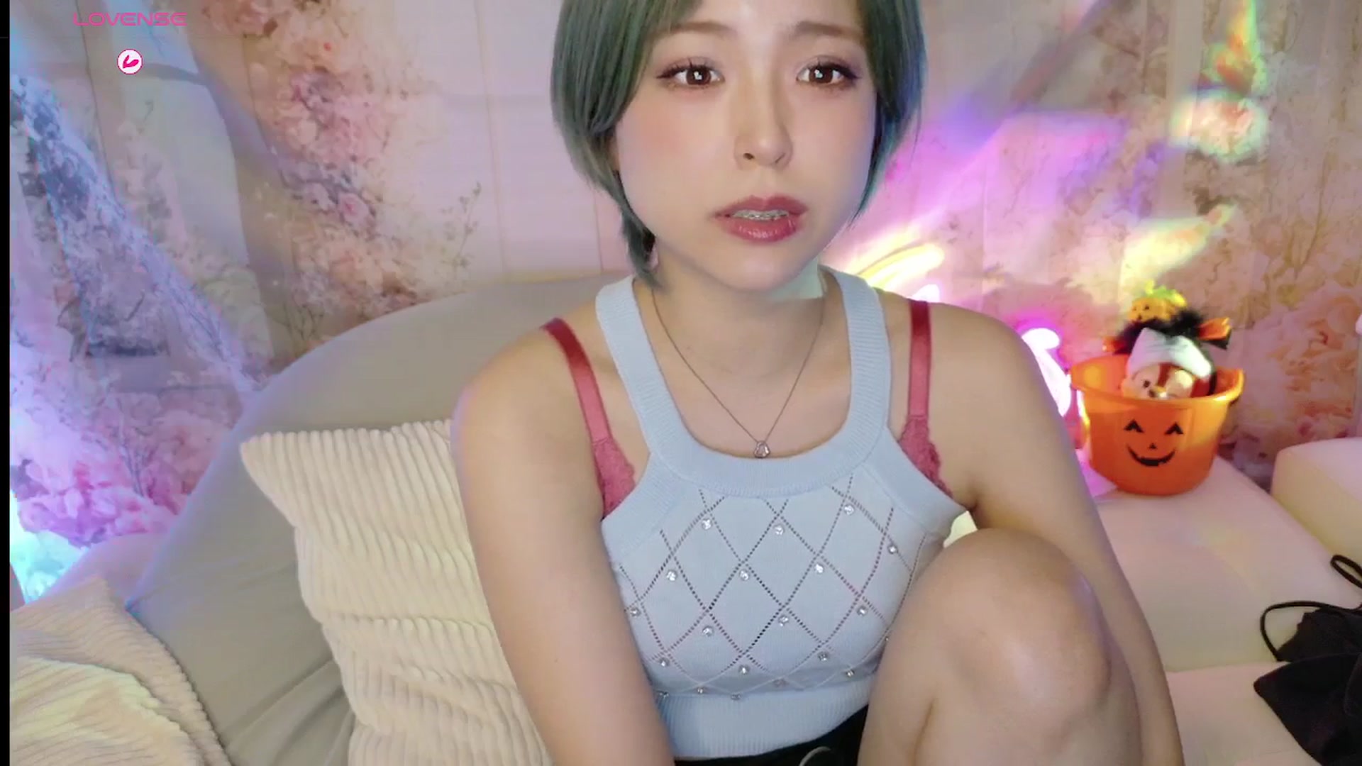 Gallery image thumbnail from Tsu_mu_gi_526's myfreecams stream on, 10/09/2025, 16:50 image 7 of 20