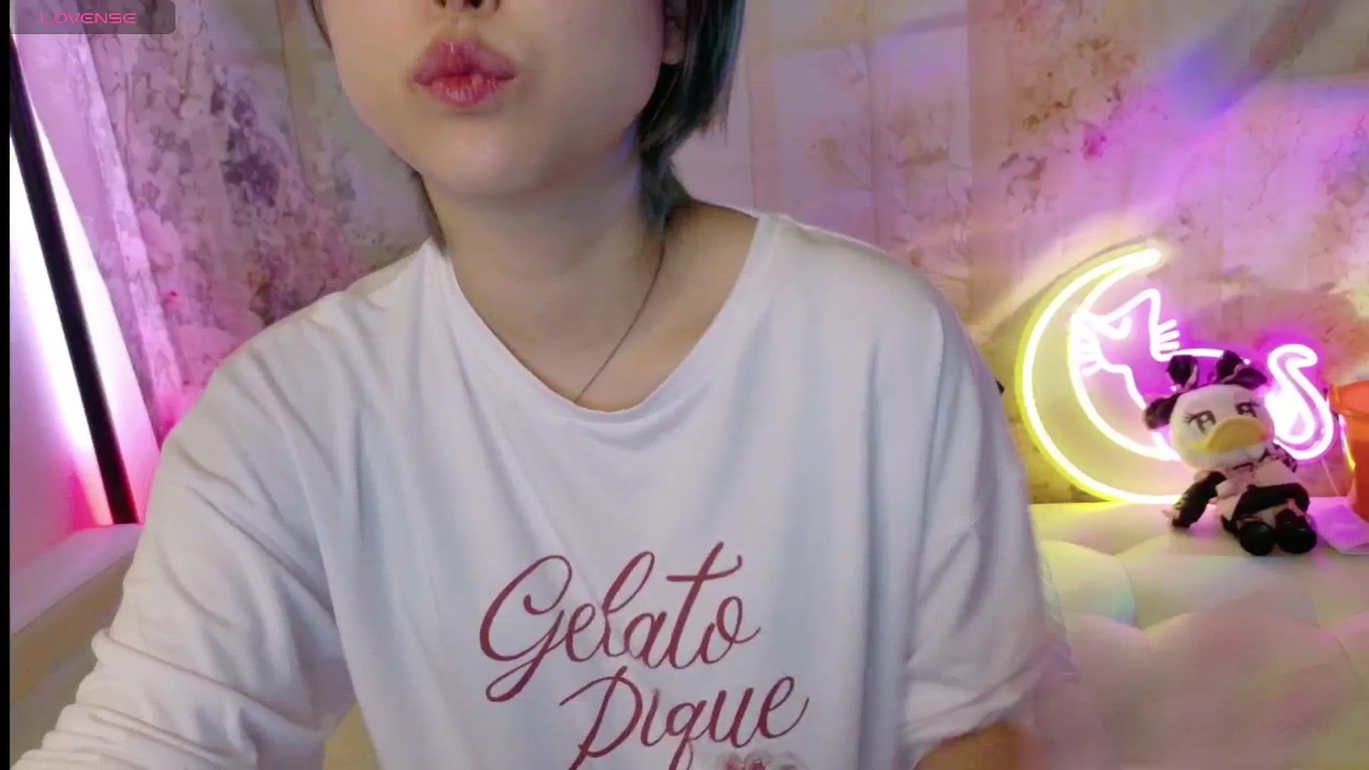 Gallery image thumbnail from Tsu_mu_gi_526's myfreecams stream on, 10/10/2025, 18:03 image 3 of 20