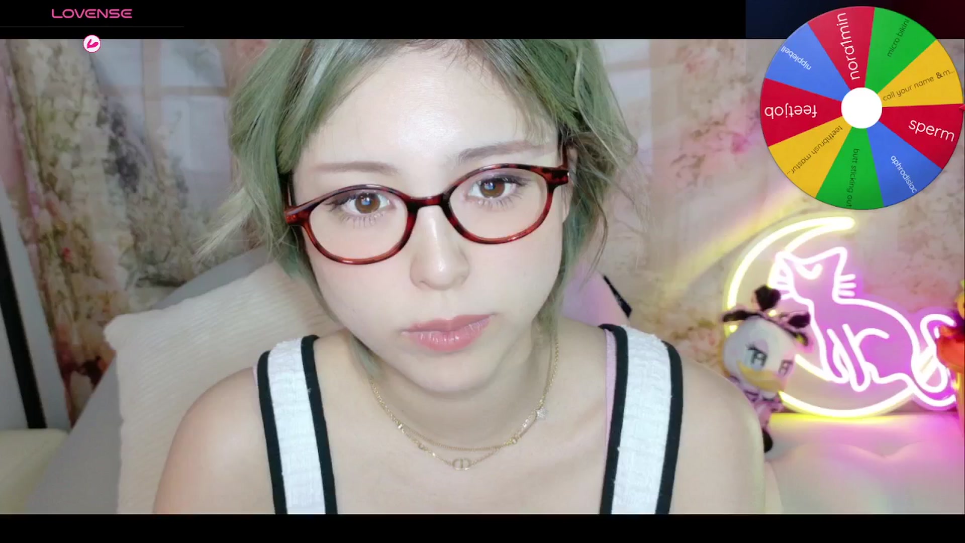 Gallery image thumbnail from Tsu_mu_gi_526's myfreecams stream on, 10/20/2025, 10:54 image 11 of 20