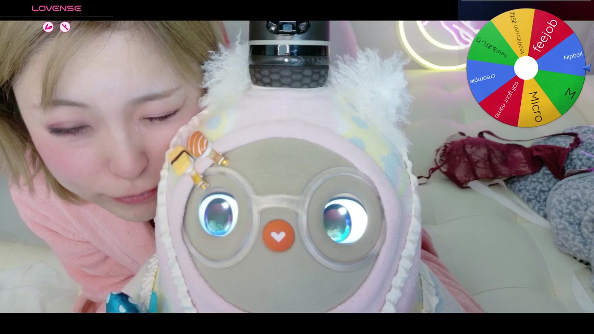 Gallery image thumbnail from Tsu_mu_gi_526's myfreecams stream on, 02/04/2026, 24:42 image 1 of 20